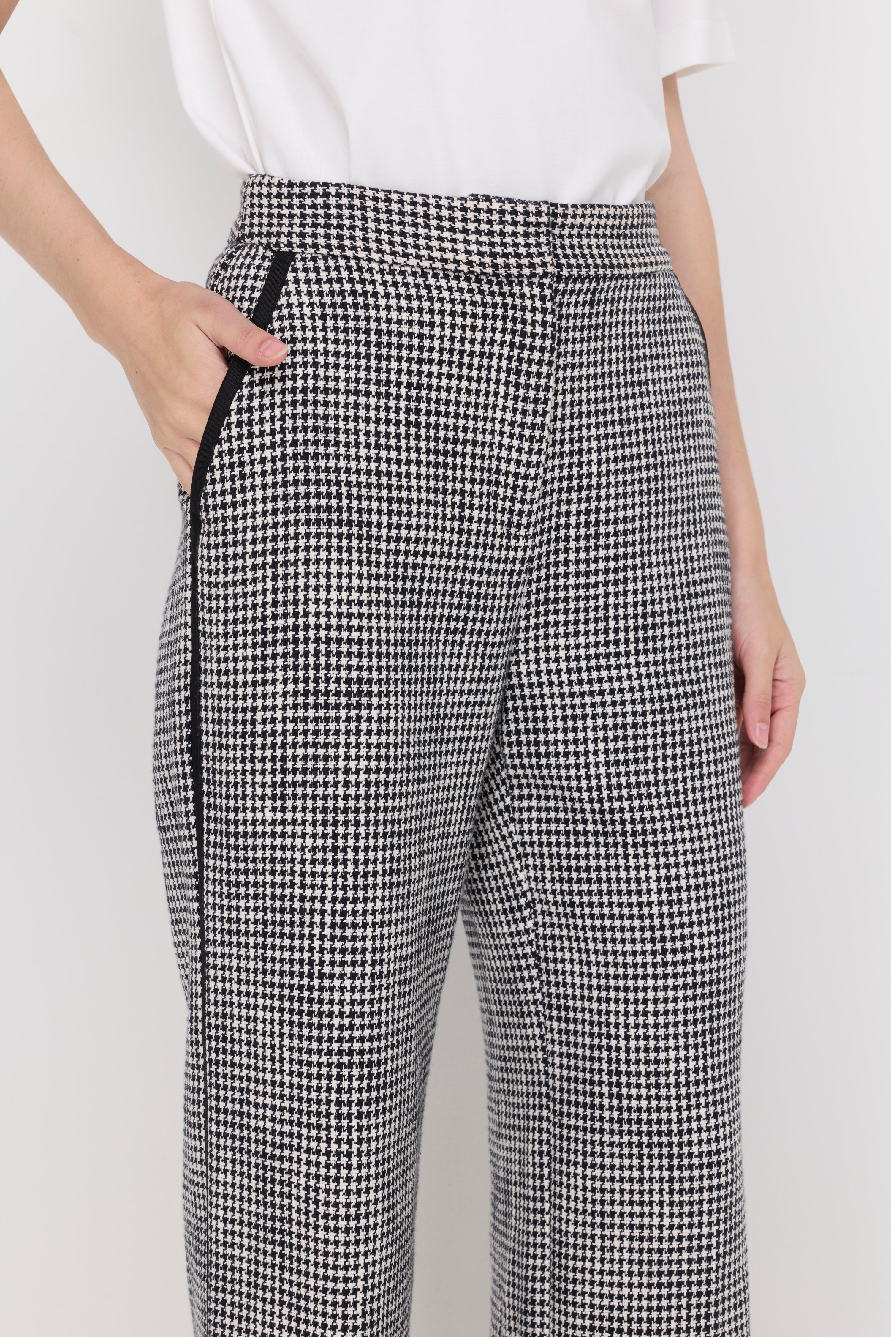 HOUNDSTOOTH WIDE-LEG TAILORED TROUSERS