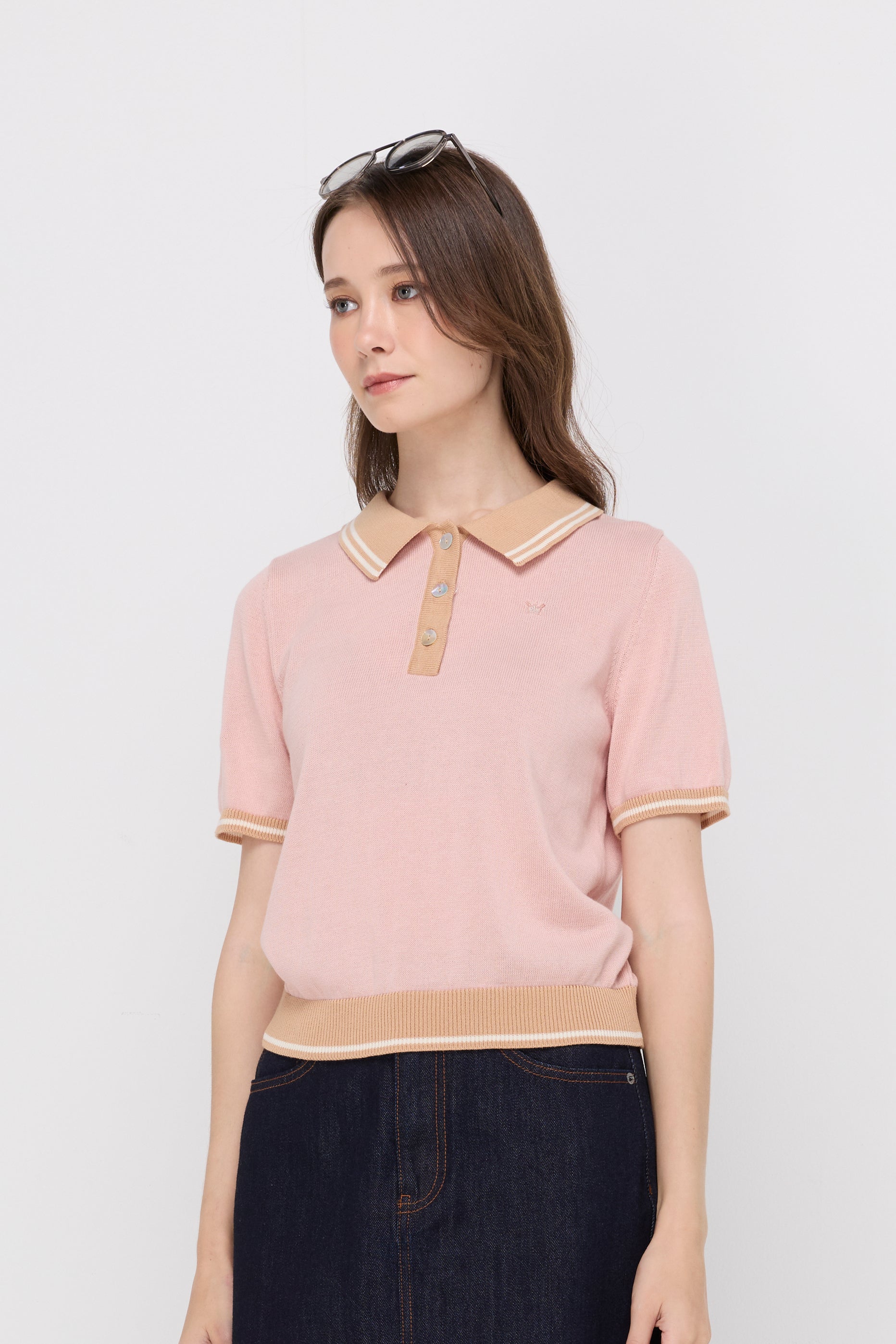CONTRAST TRIM KNIT POLO TOP