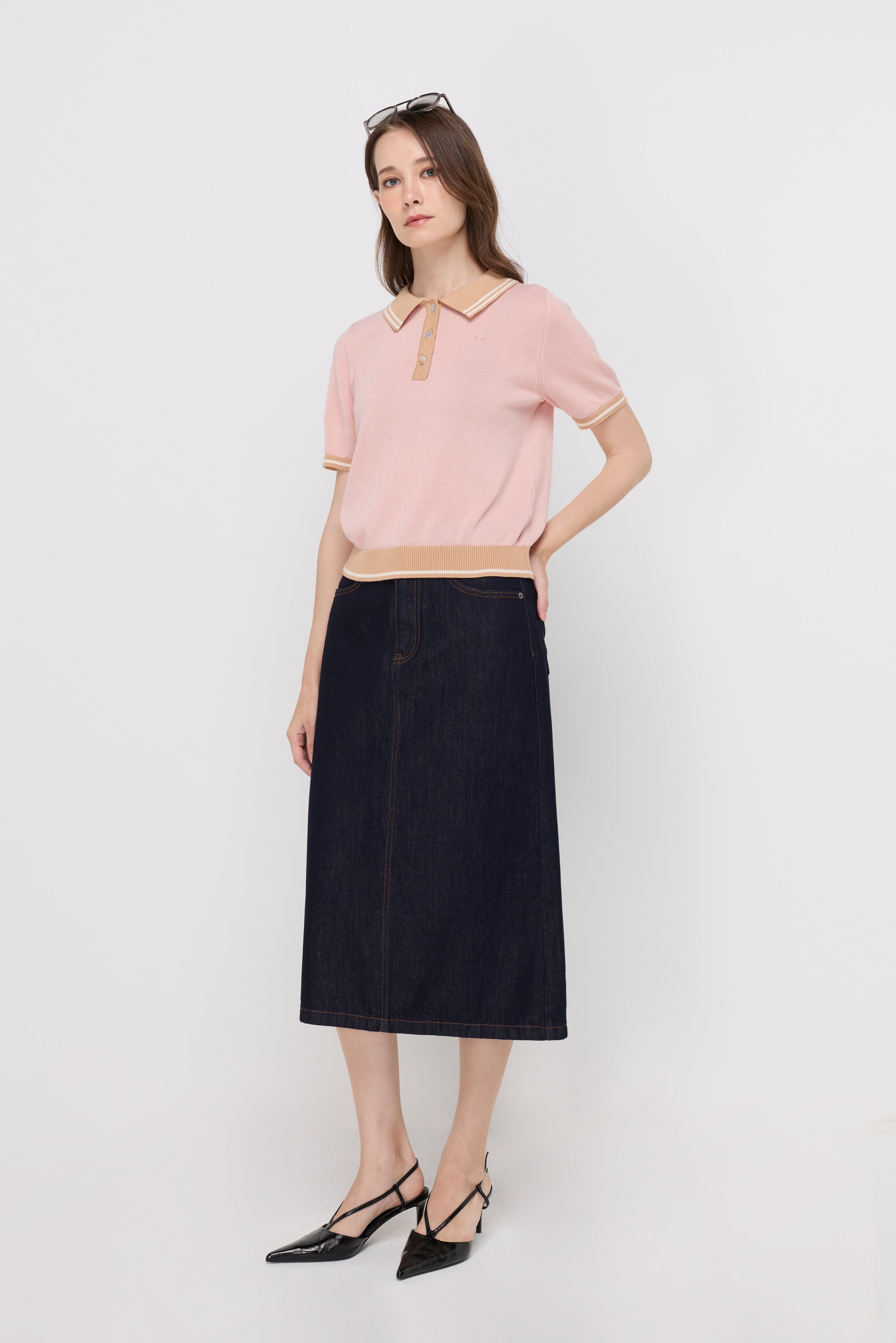 CONTRAST TRIM KNIT POLO TOP