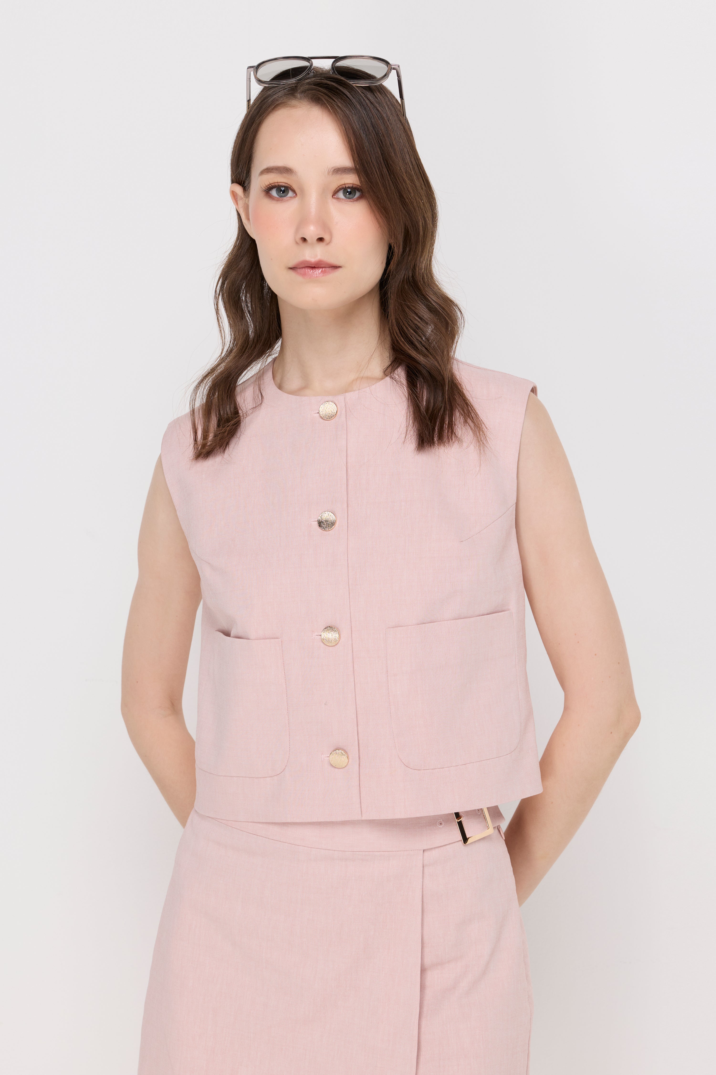 TAILORED CROPPED VEST