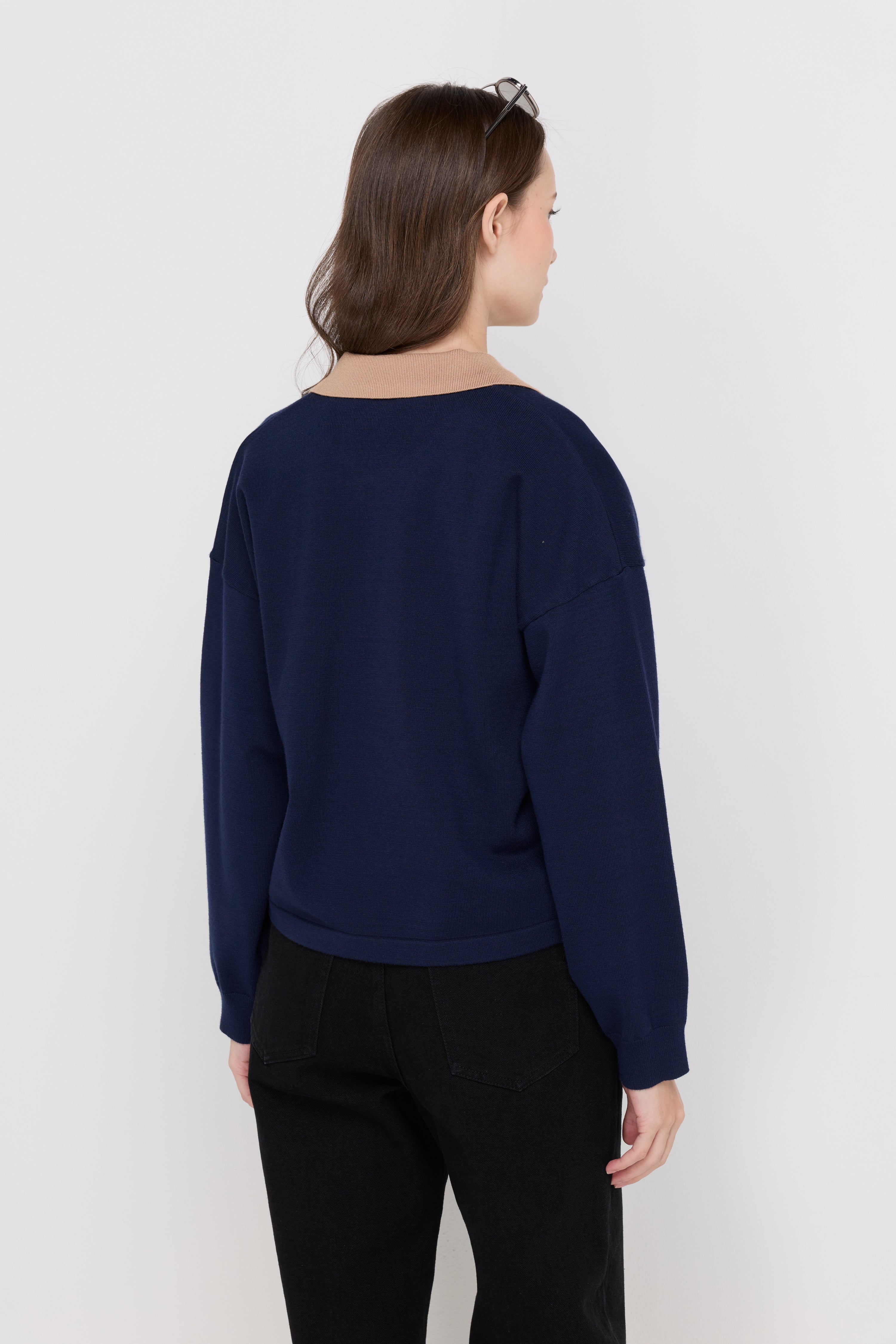 CONTRAST TRIM LONG SLEEVE POLO SWEATER