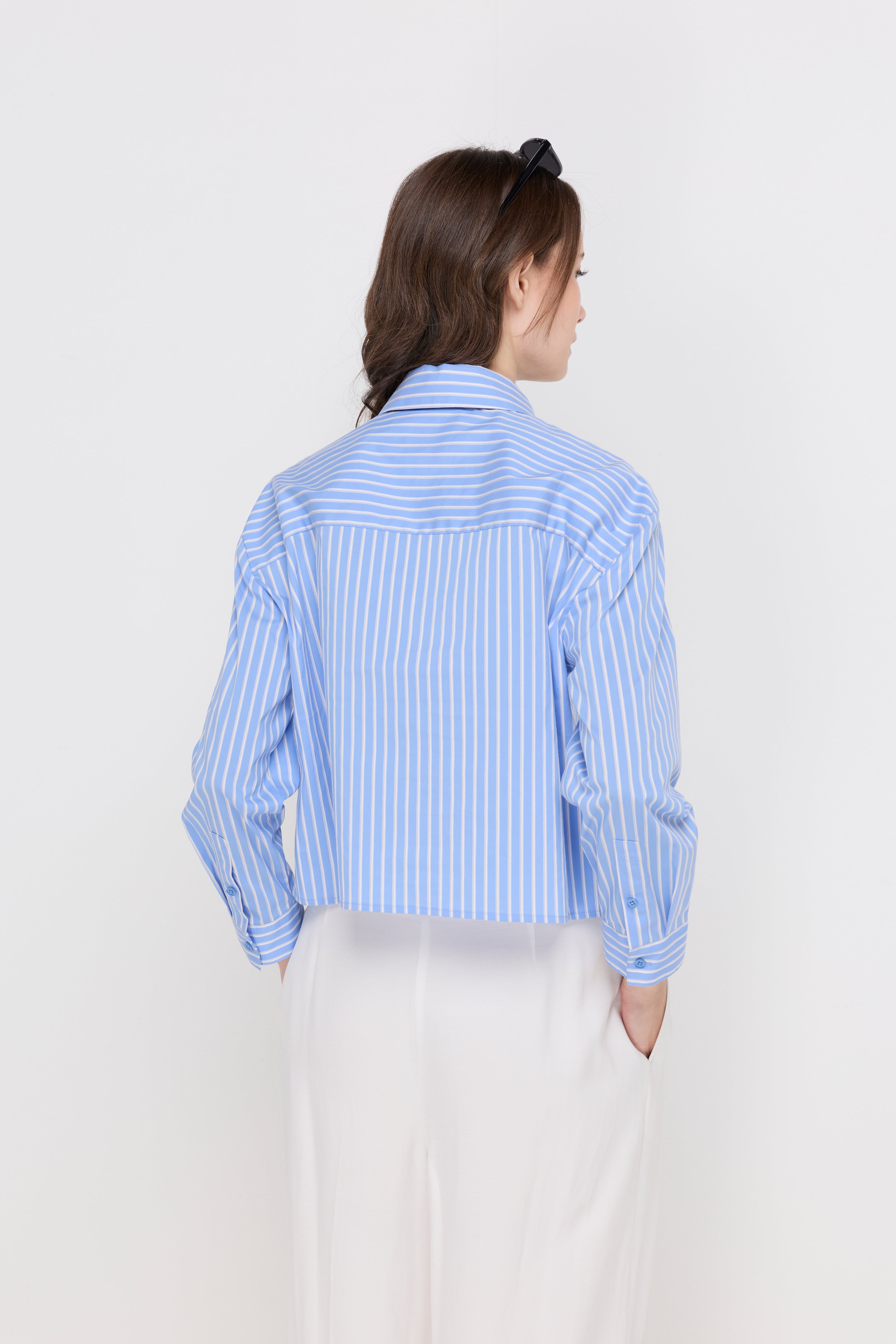 CLASSIC STRIPE CROPPED BLOUSE