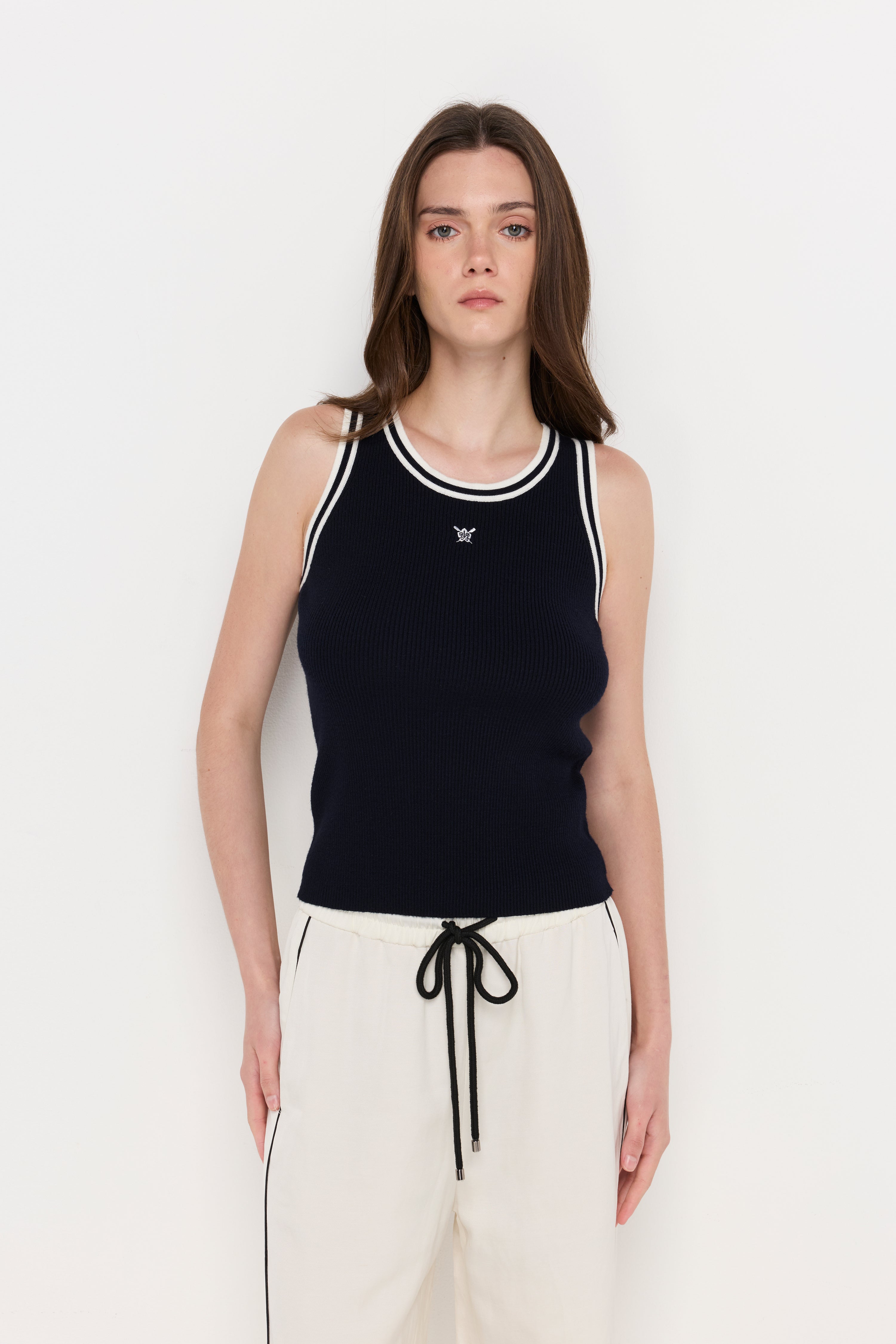 CONTRAST TRIM KNIT TANK TOP