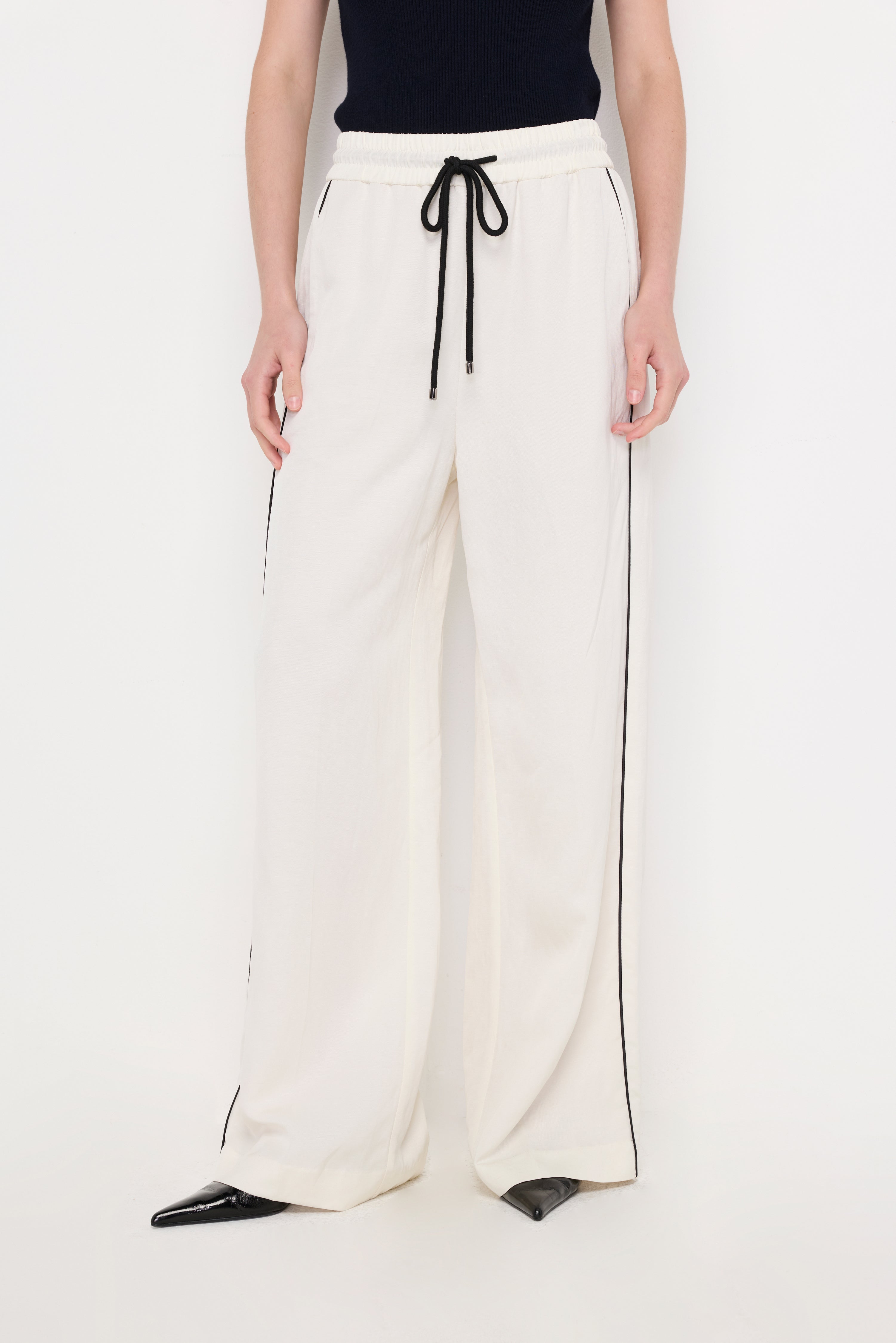 RELAXED FIT DRAWSTRING TROUSERS