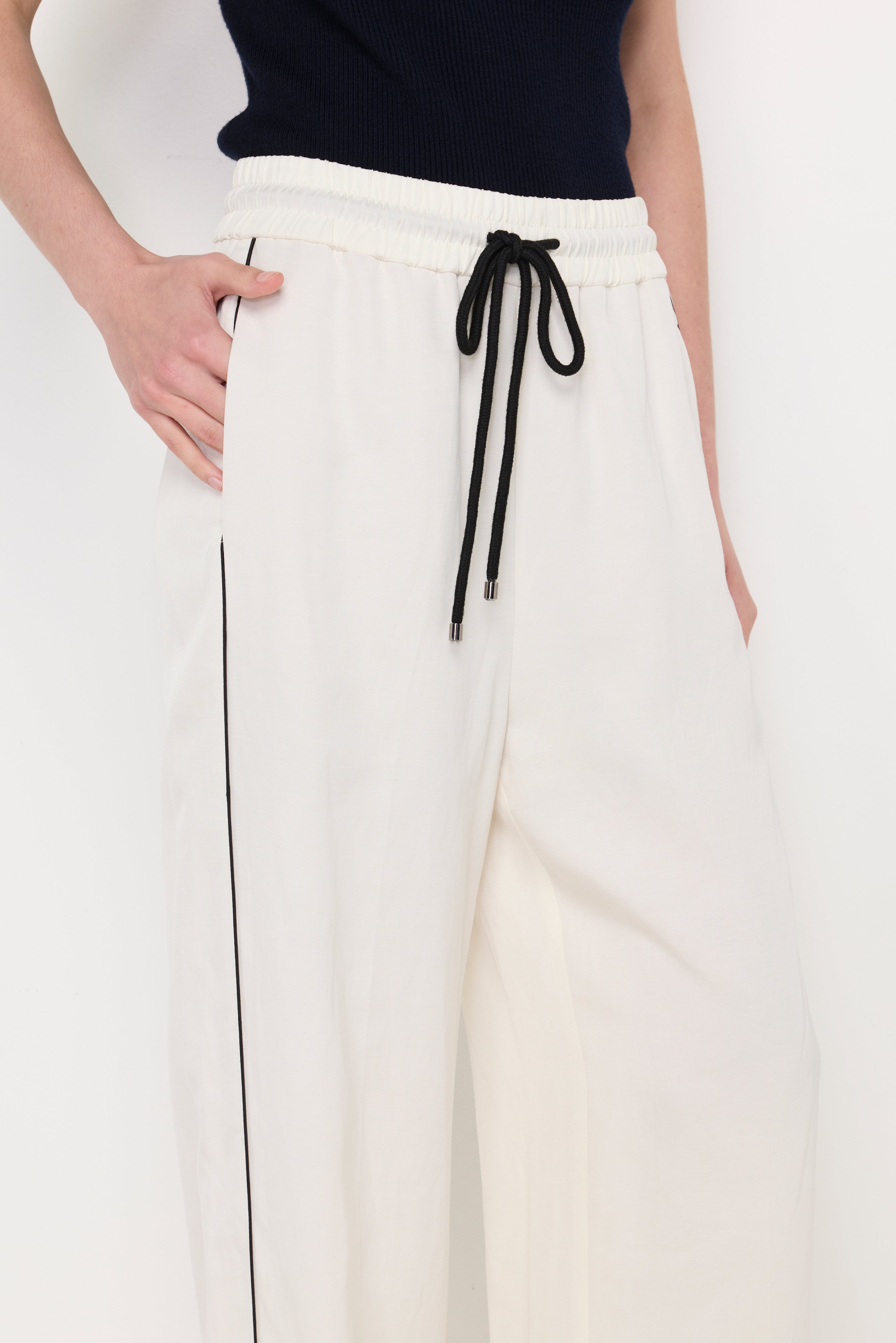 RELAXED FIT DRAWSTRING TROUSERS