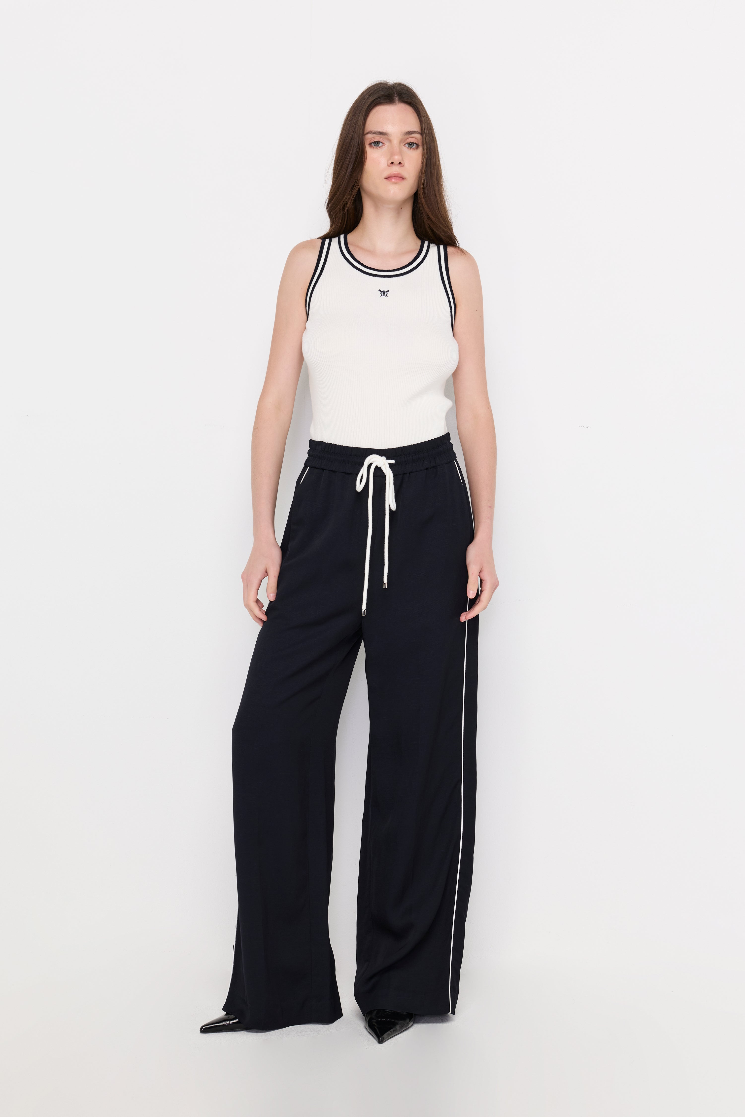 RELAXED FIT DRAWSTRING TROUSERS