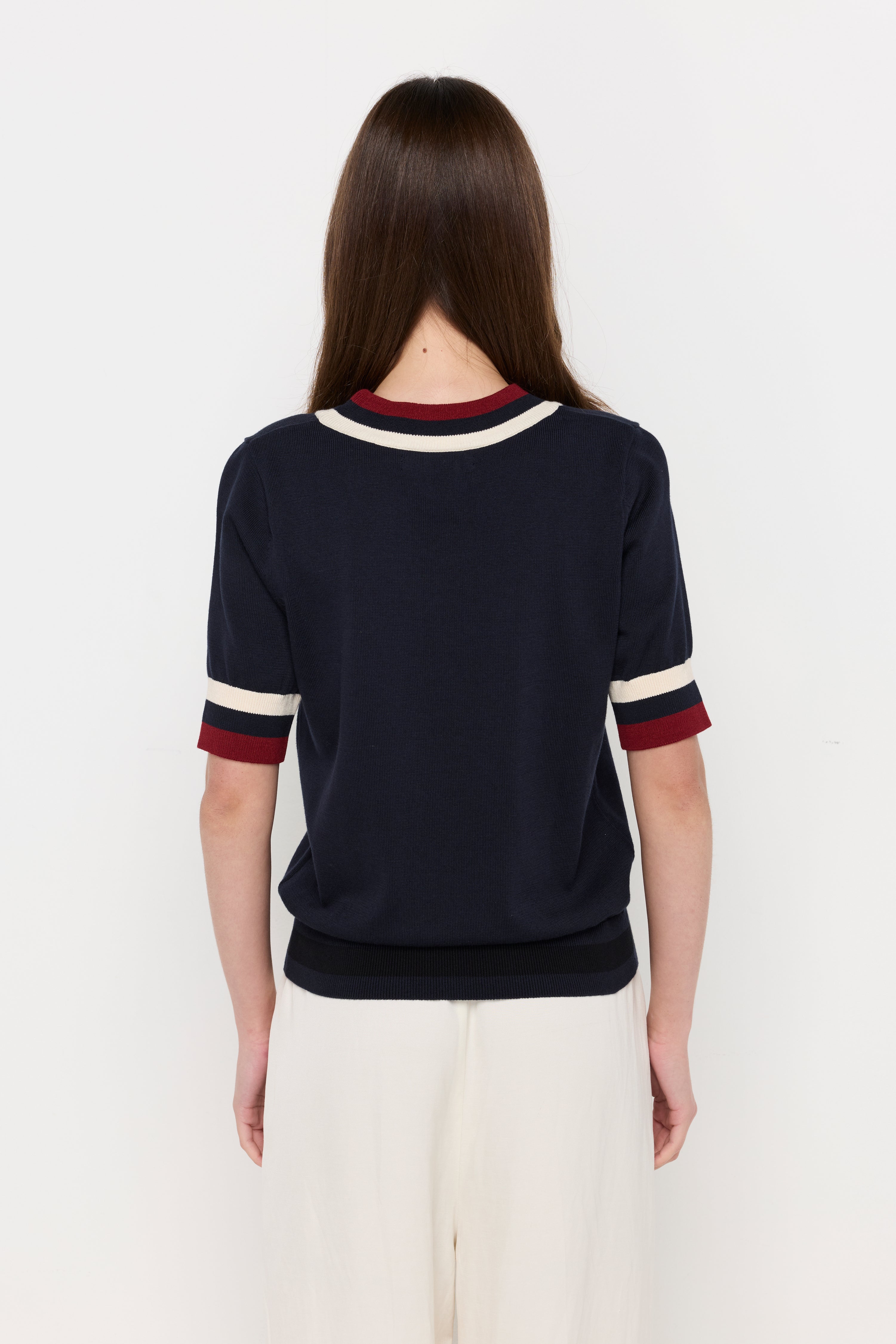 CONTRAST TRIM KNIT TOP