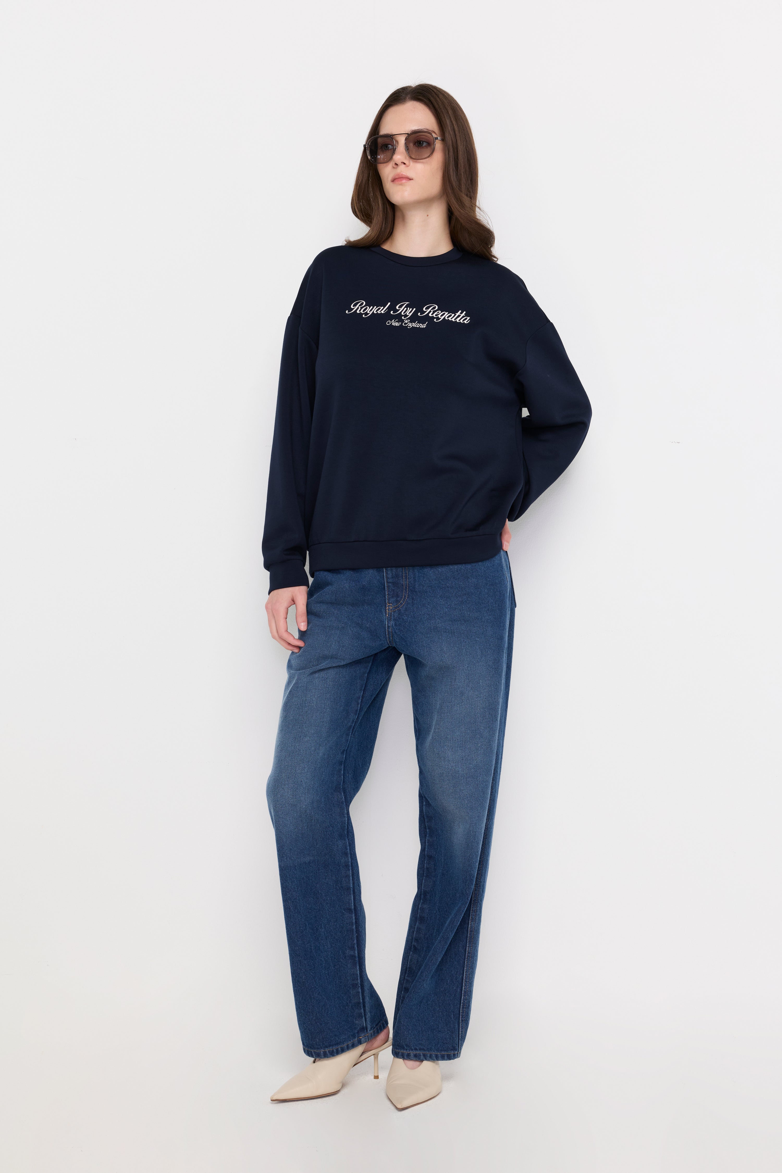 SIGNATURE CREW NECK PULLOVER
