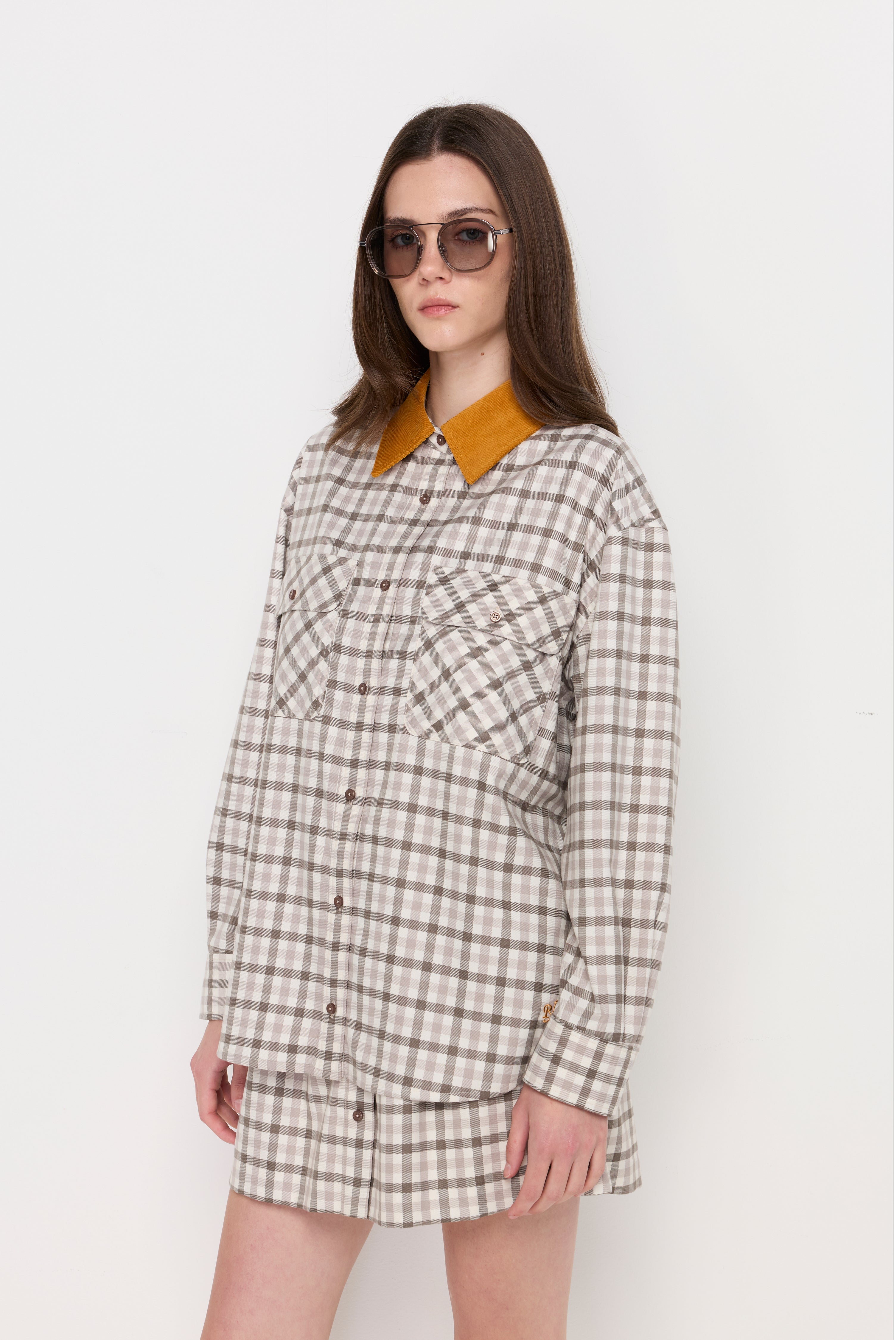 CONTRAST COLLAR PLAID OVERSHIRT