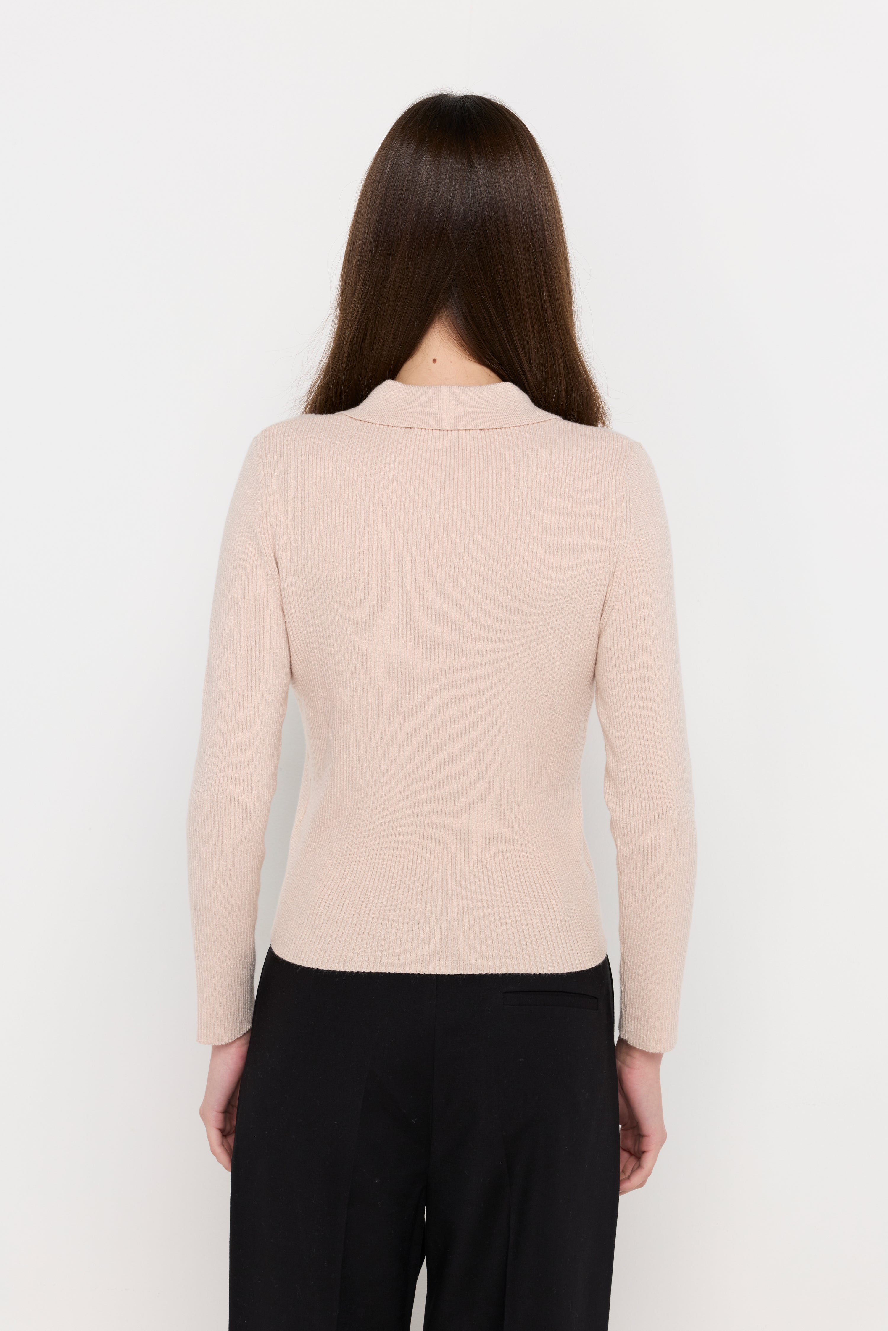 KEYHOLE COLLAR TEXTURED KNIT TOP