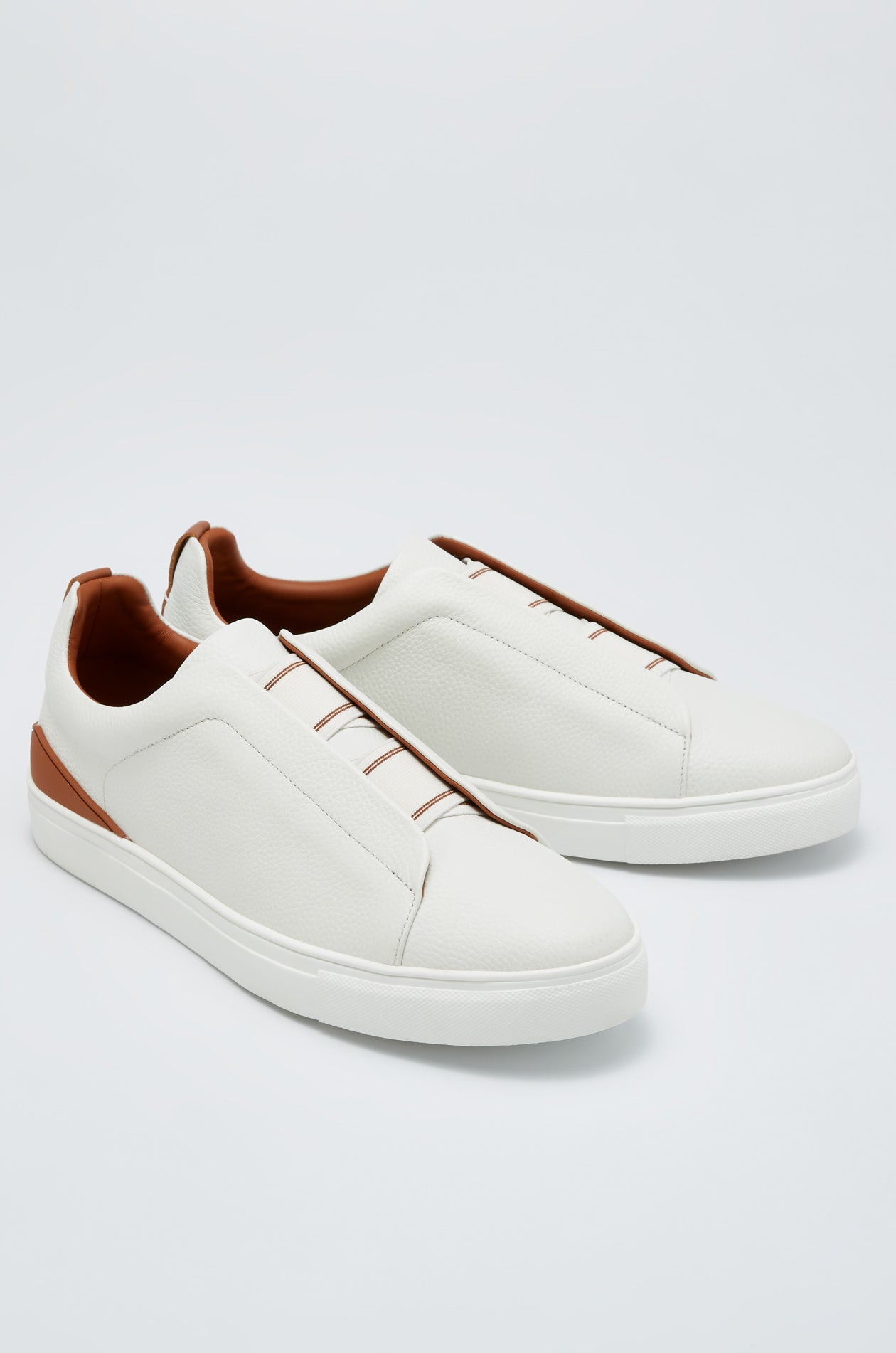 WHITE LEATHER SNEAKERS