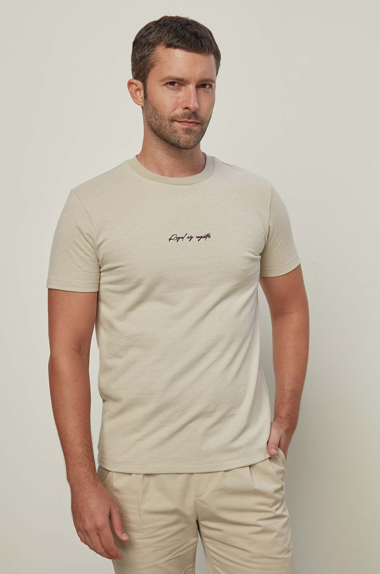 TEXTURED LOGO JACQUARD TEE