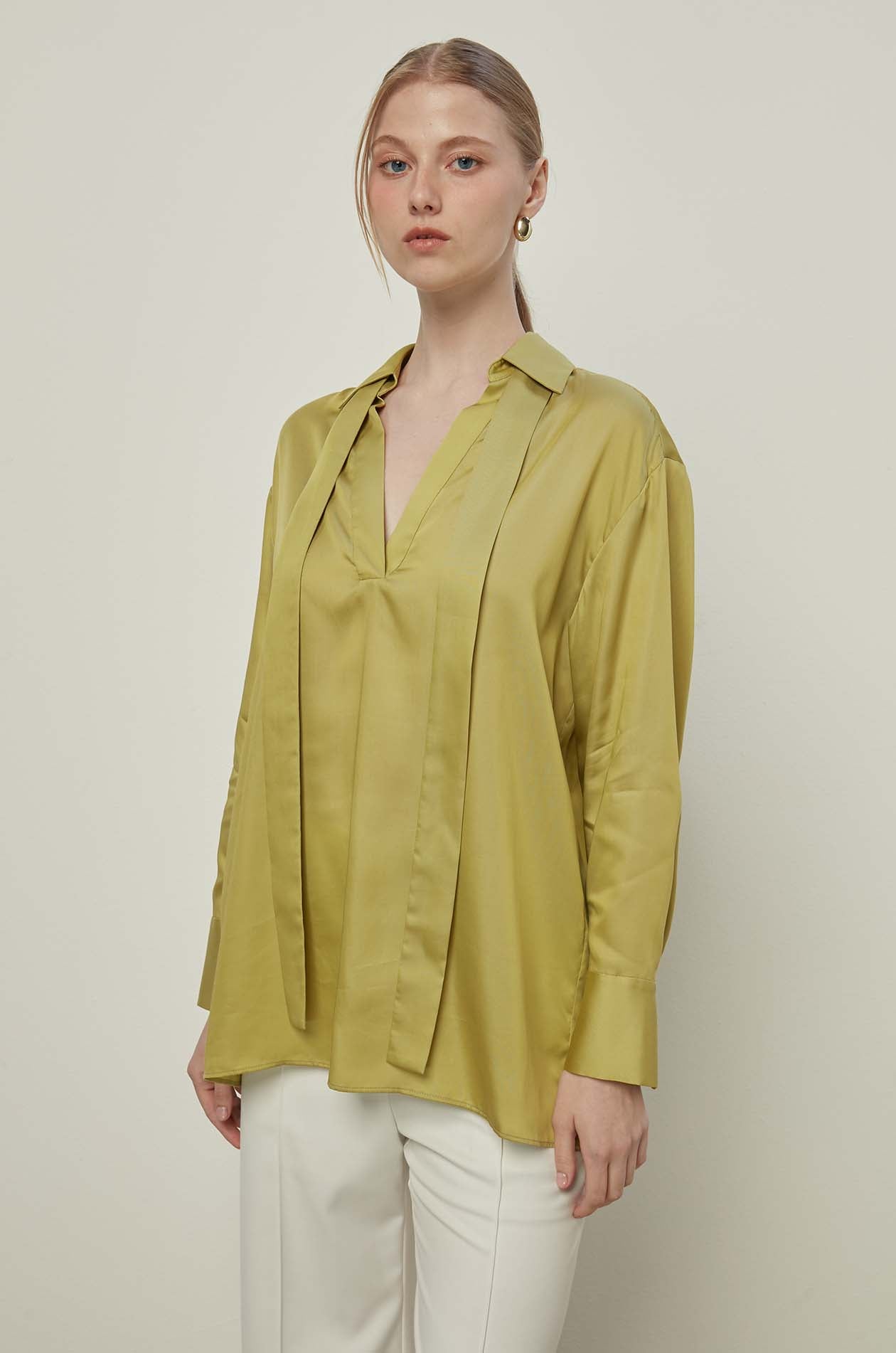 TIE STRAP BLOUSE