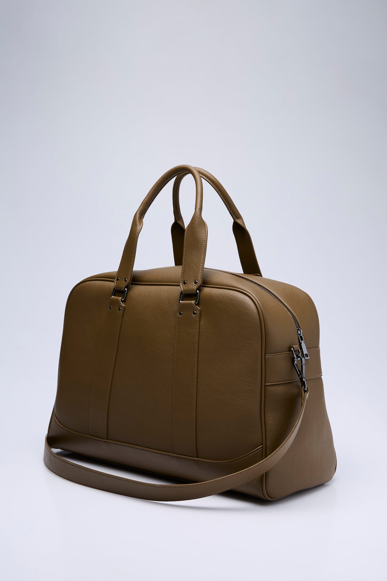 BEIGE DUFFLE BAG