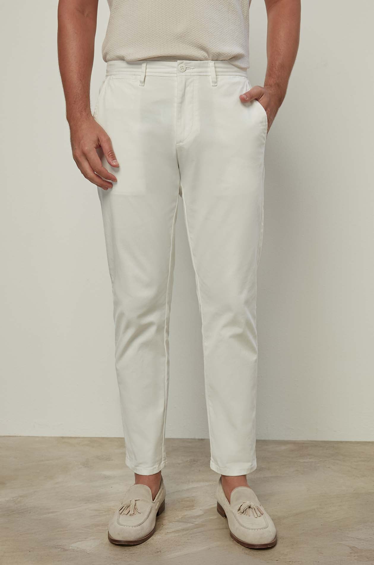 CLASSIC CHINO PANTS