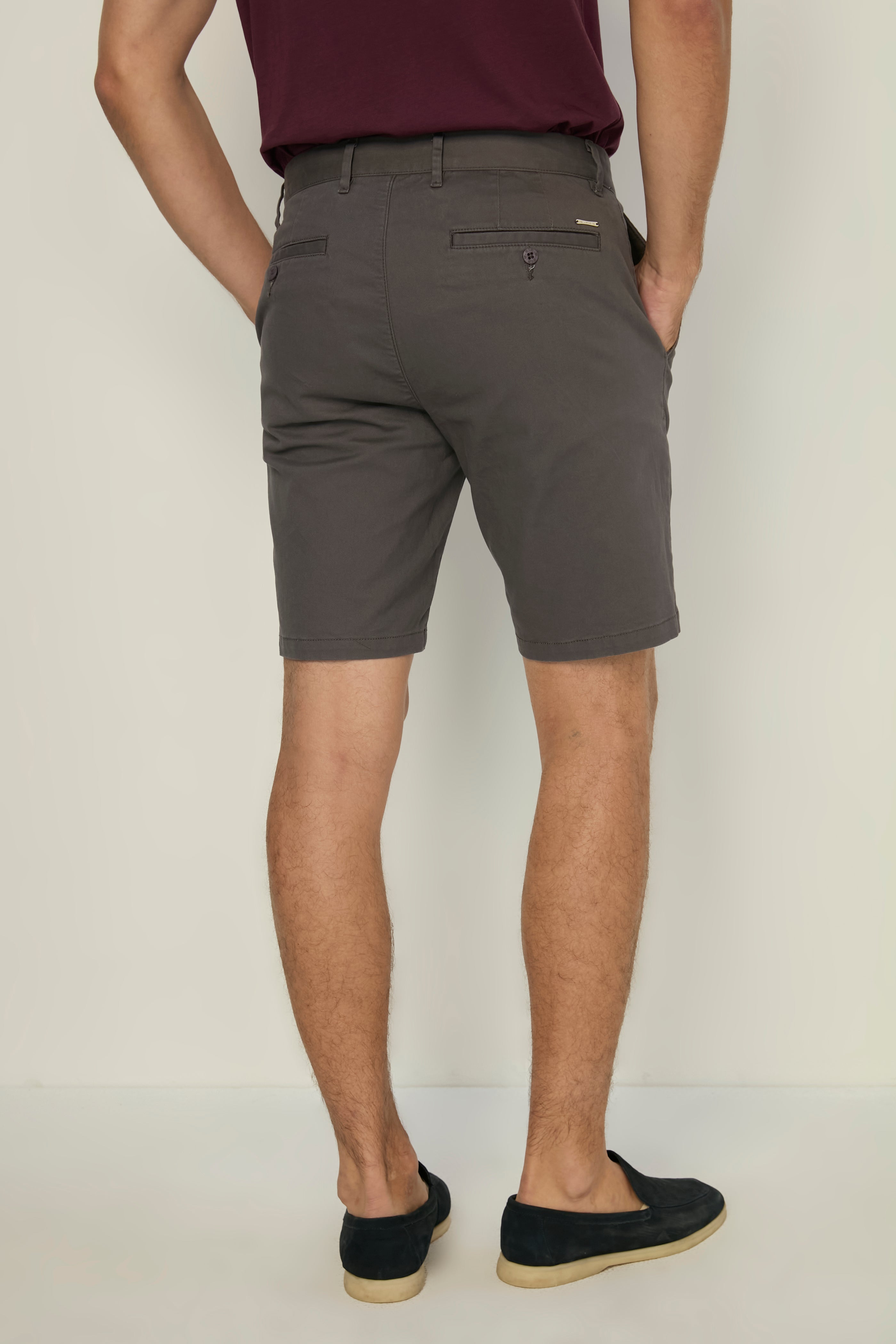 9 INCH CHINO SHORTS