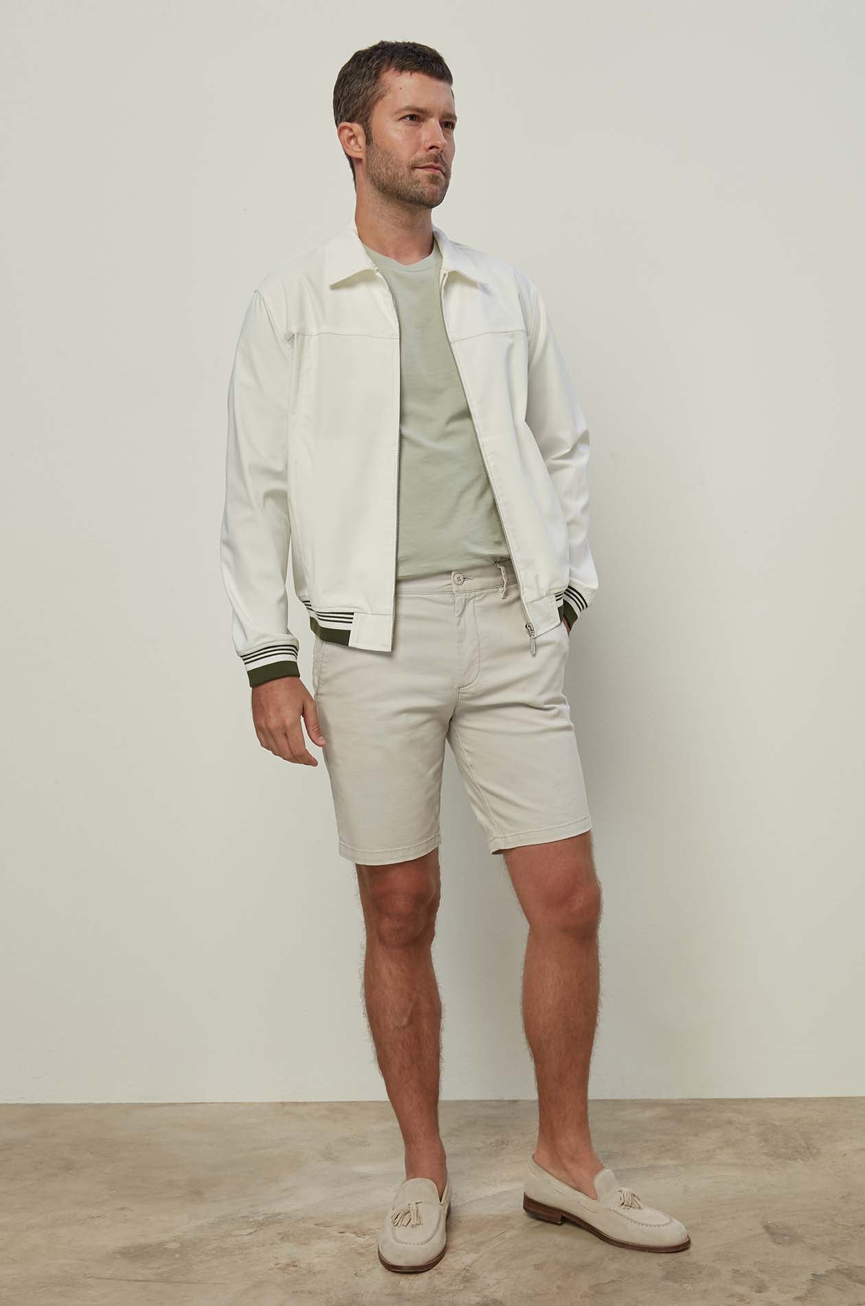 9 INCH CHINO SHORTS