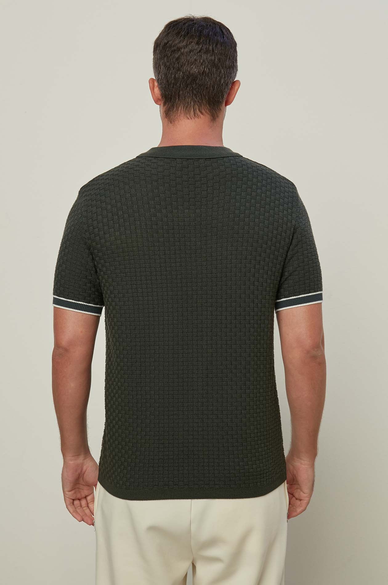 STRIPED TRIM KNITTED POLO