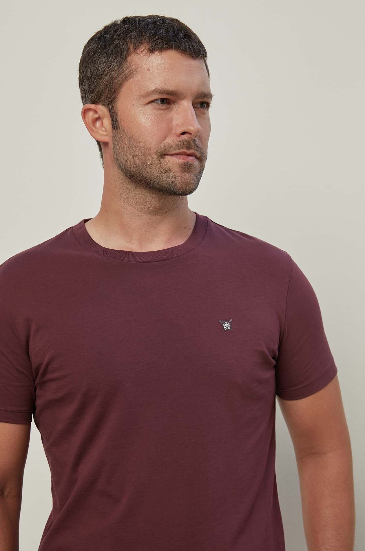 ROUND NECK LOGO TEE