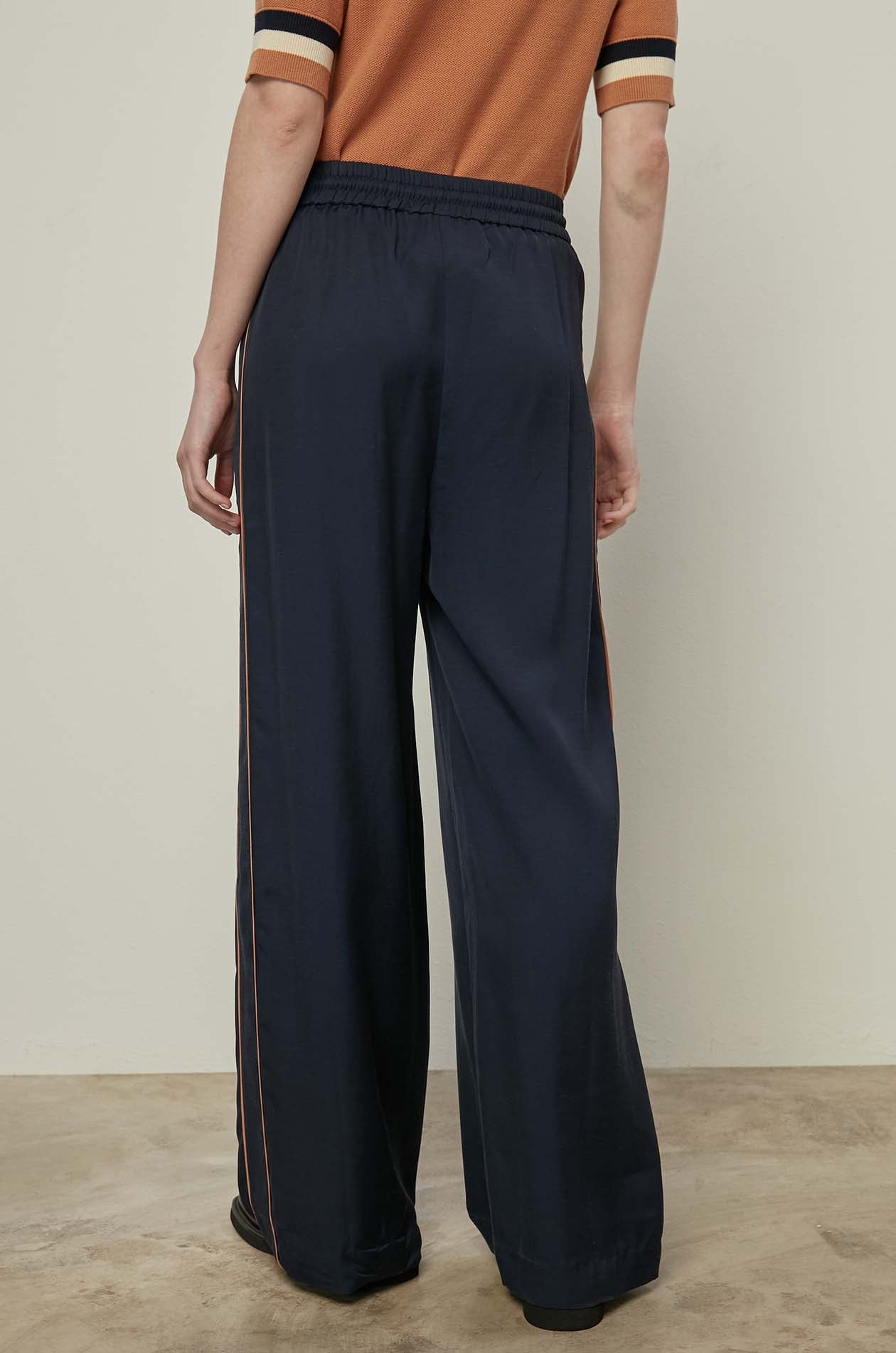 DRAWSTRING CONTRAST PIPING PANTS