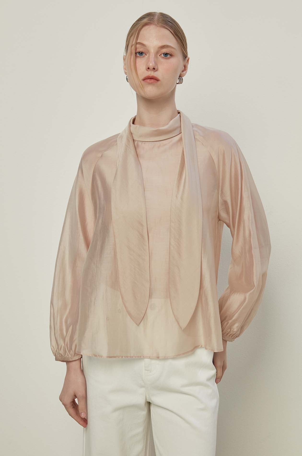 LONG SLEEVE TIE-NECK BLOUSE