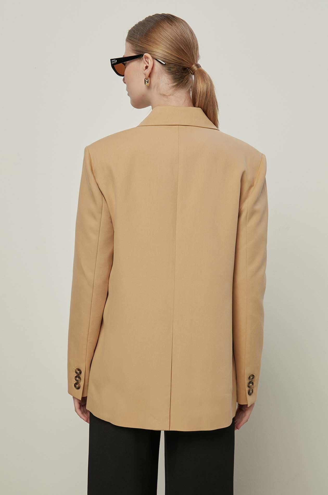 DOUBLE BUTTON BLAZER