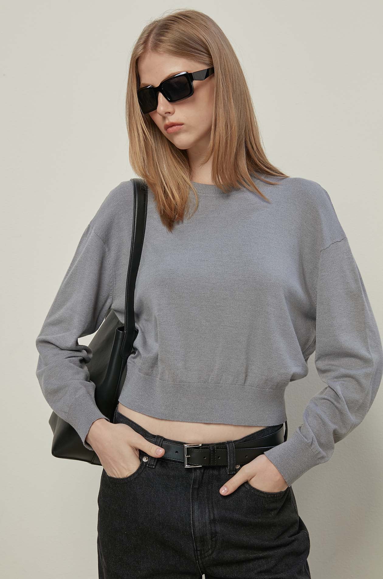 BASIC CROPPED SWEATER