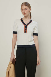 CONTRAST TRIM KNITTED TOP