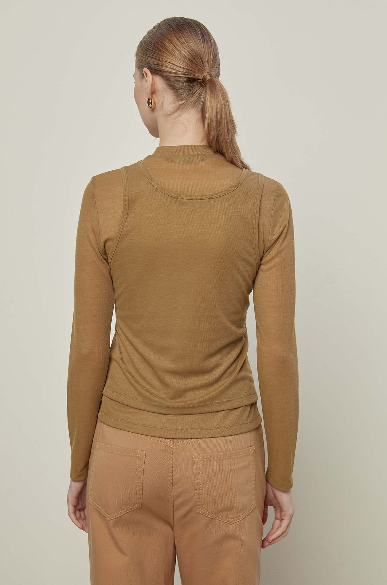 LONG SLEEVE LAYERED TOP