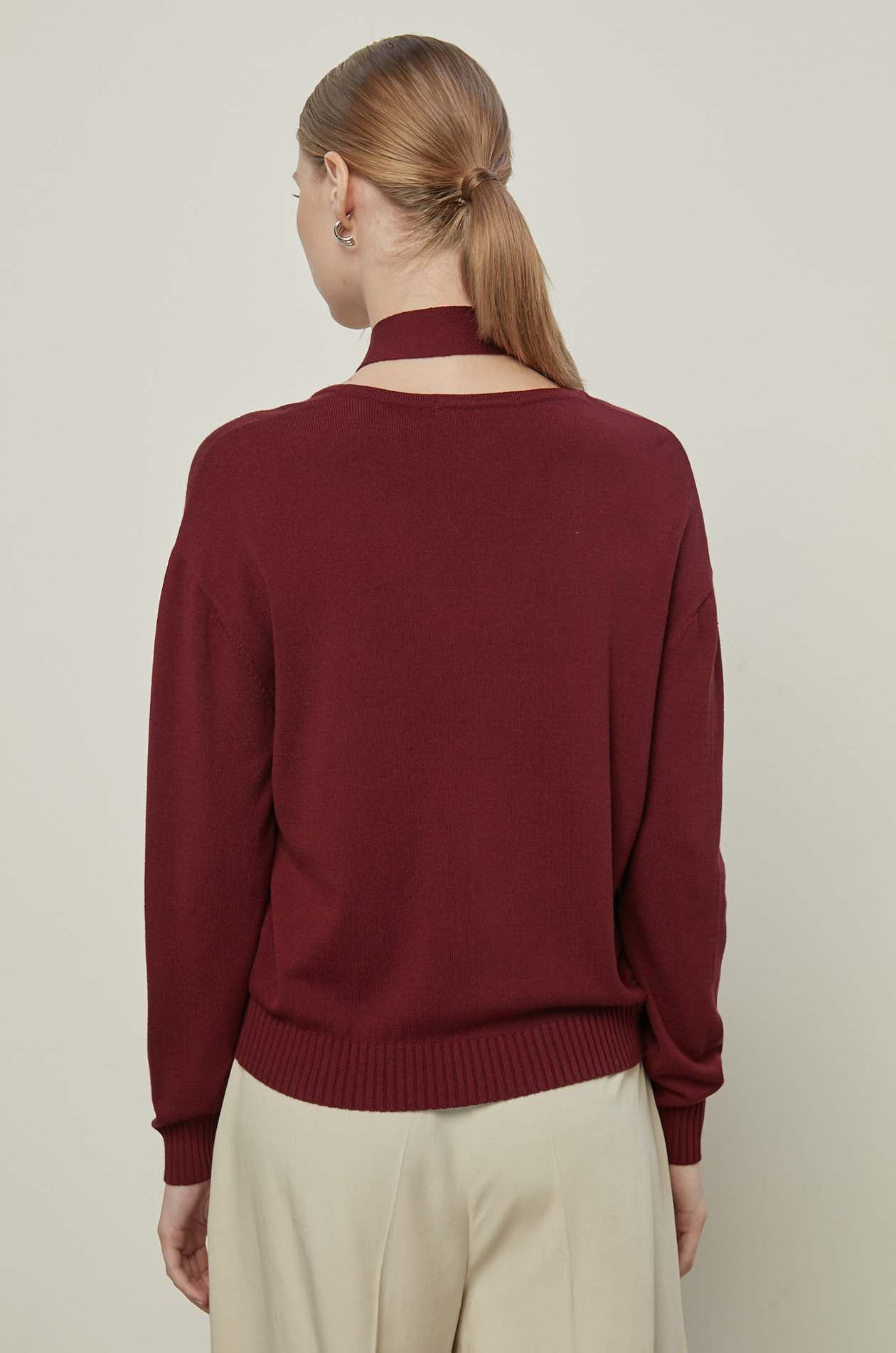 ASYMMETRIC NECKLINE SWEATER