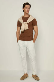 EMBOSSED LOGO GRAPHIC TEE