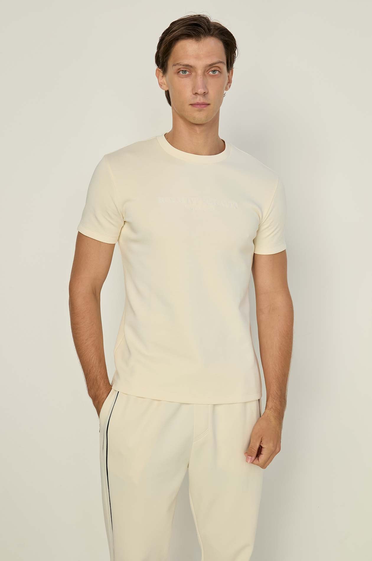 EMBROIDERED LOGO TEE