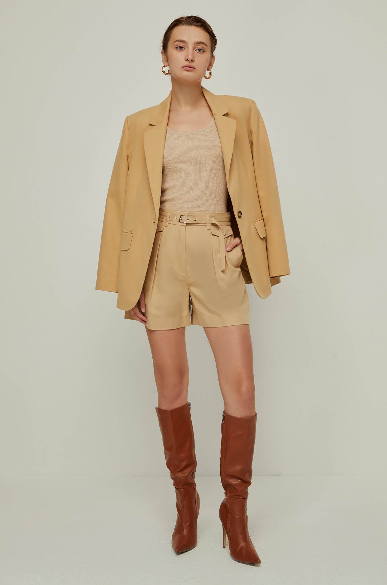 TAILORED SHORTS