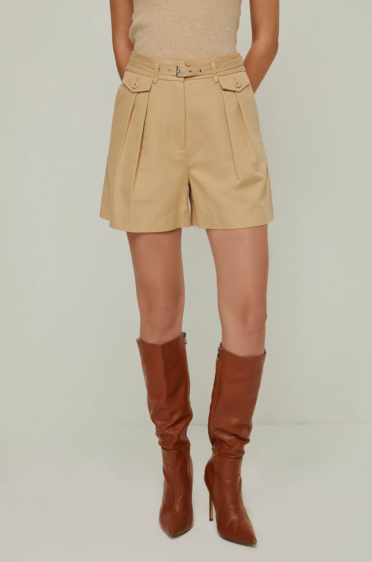 TAILORED SHORTS