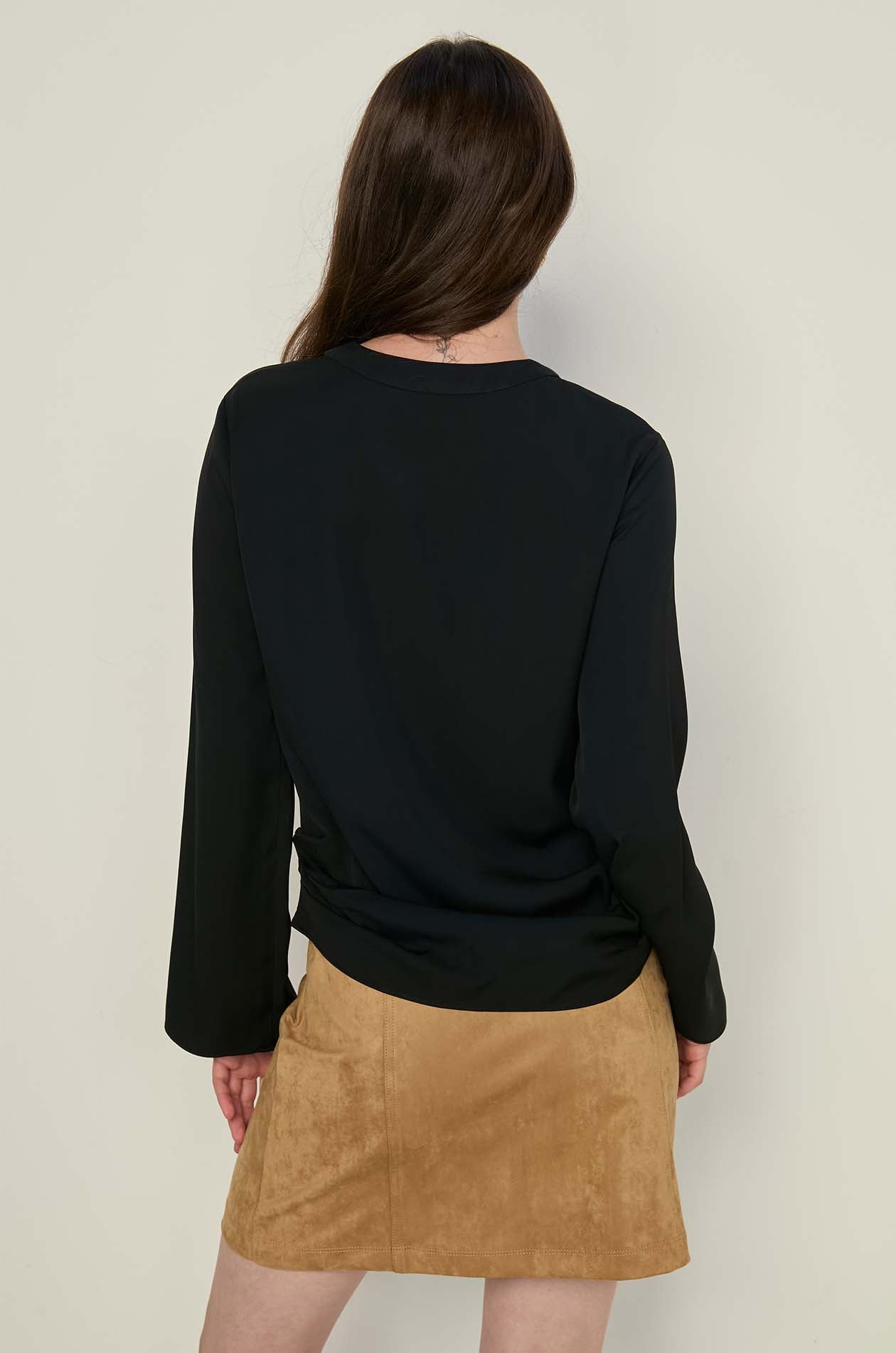 LONG SLEEVE CUT-OUT BLOUSE