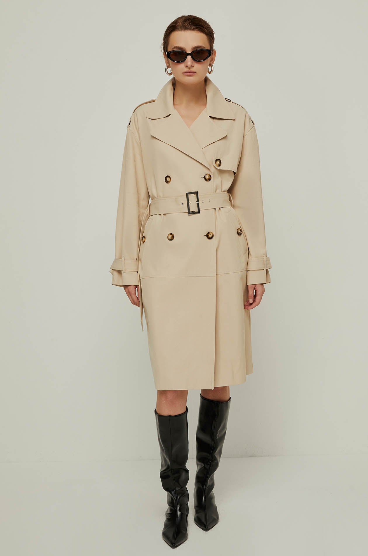 BEIGE CLASSIC TRENCH COAT