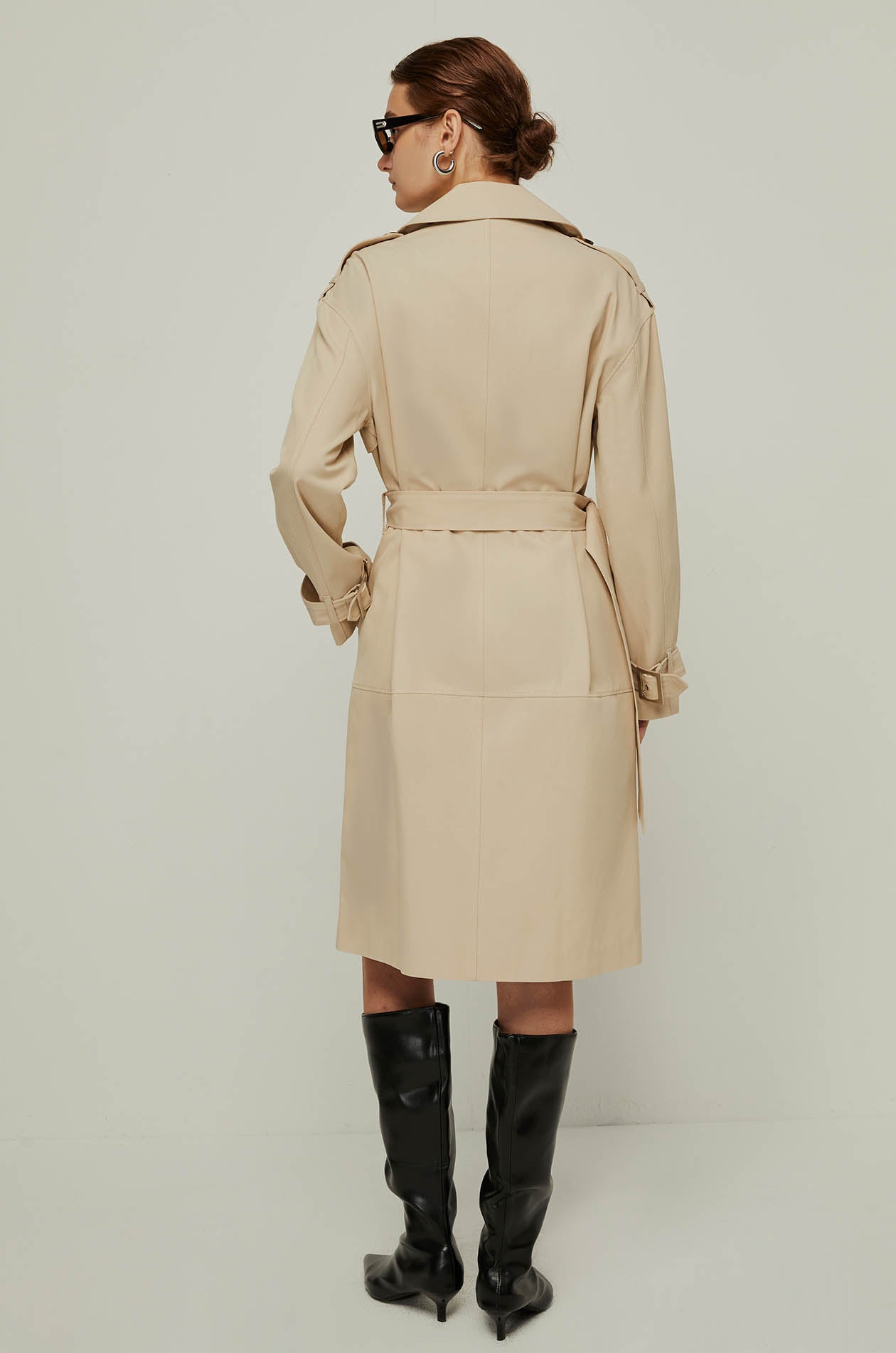 BEIGE CLASSIC TRENCH COAT