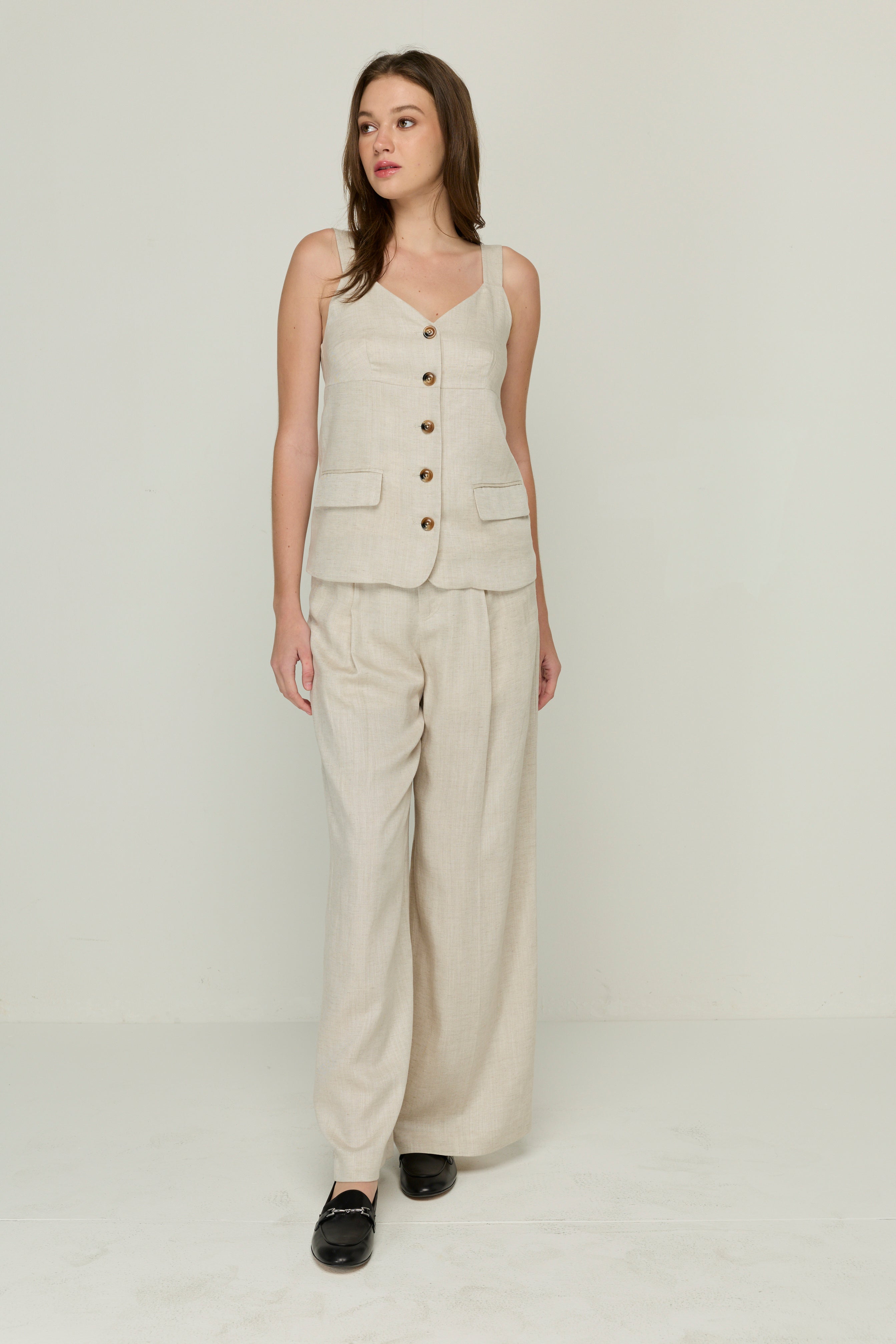 STRAIGHT LEGS TROUSERS