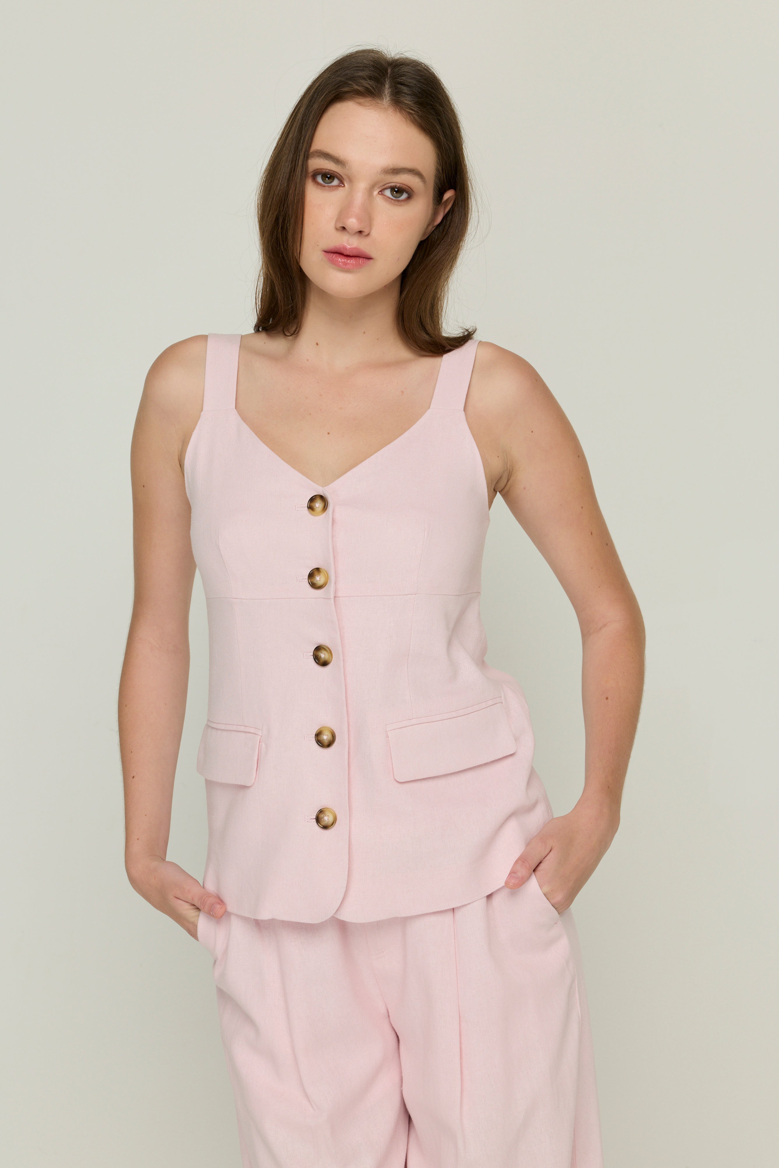 SLEEVELESS CROPPED VEST