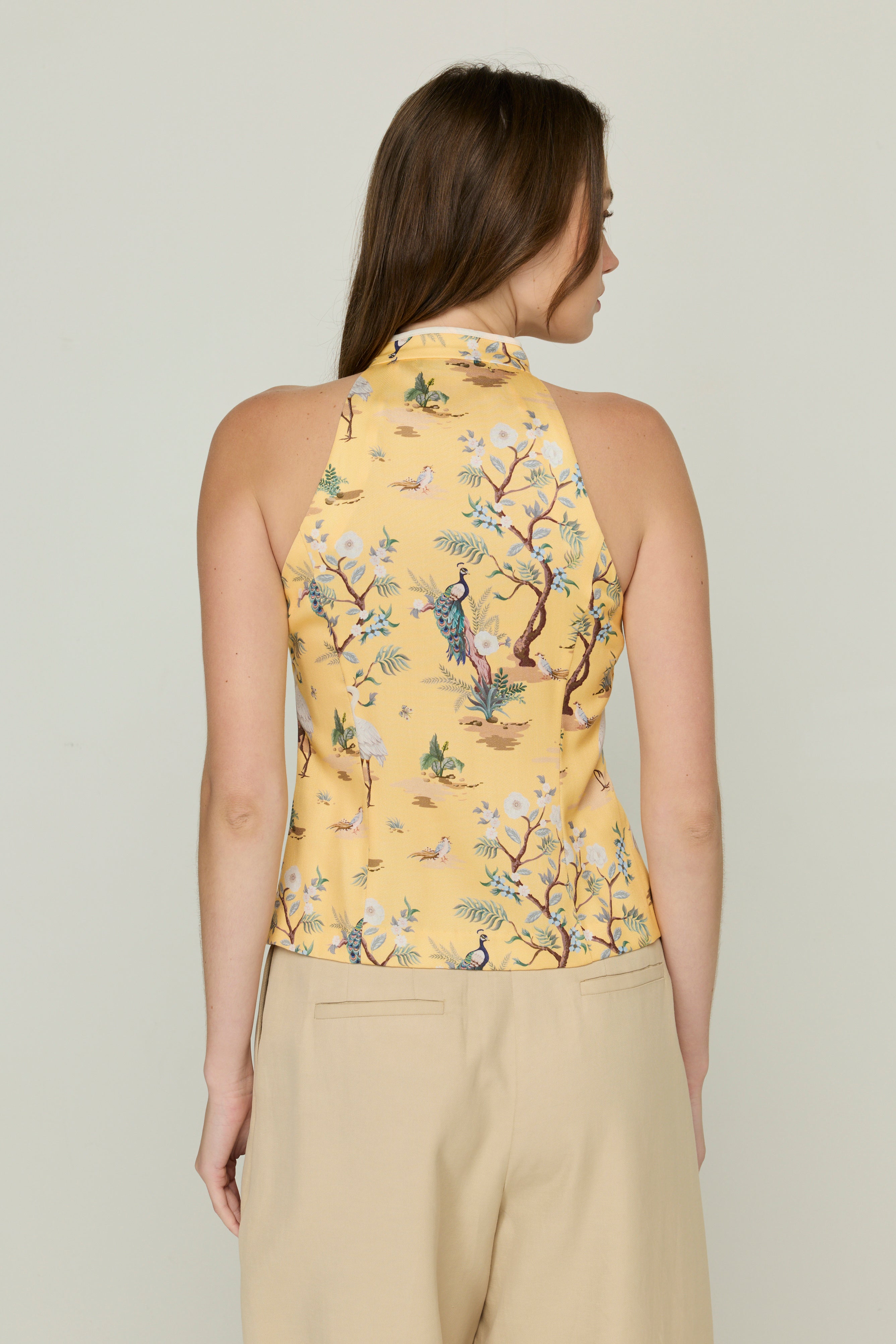CHINESE SLEEVELESS TOP