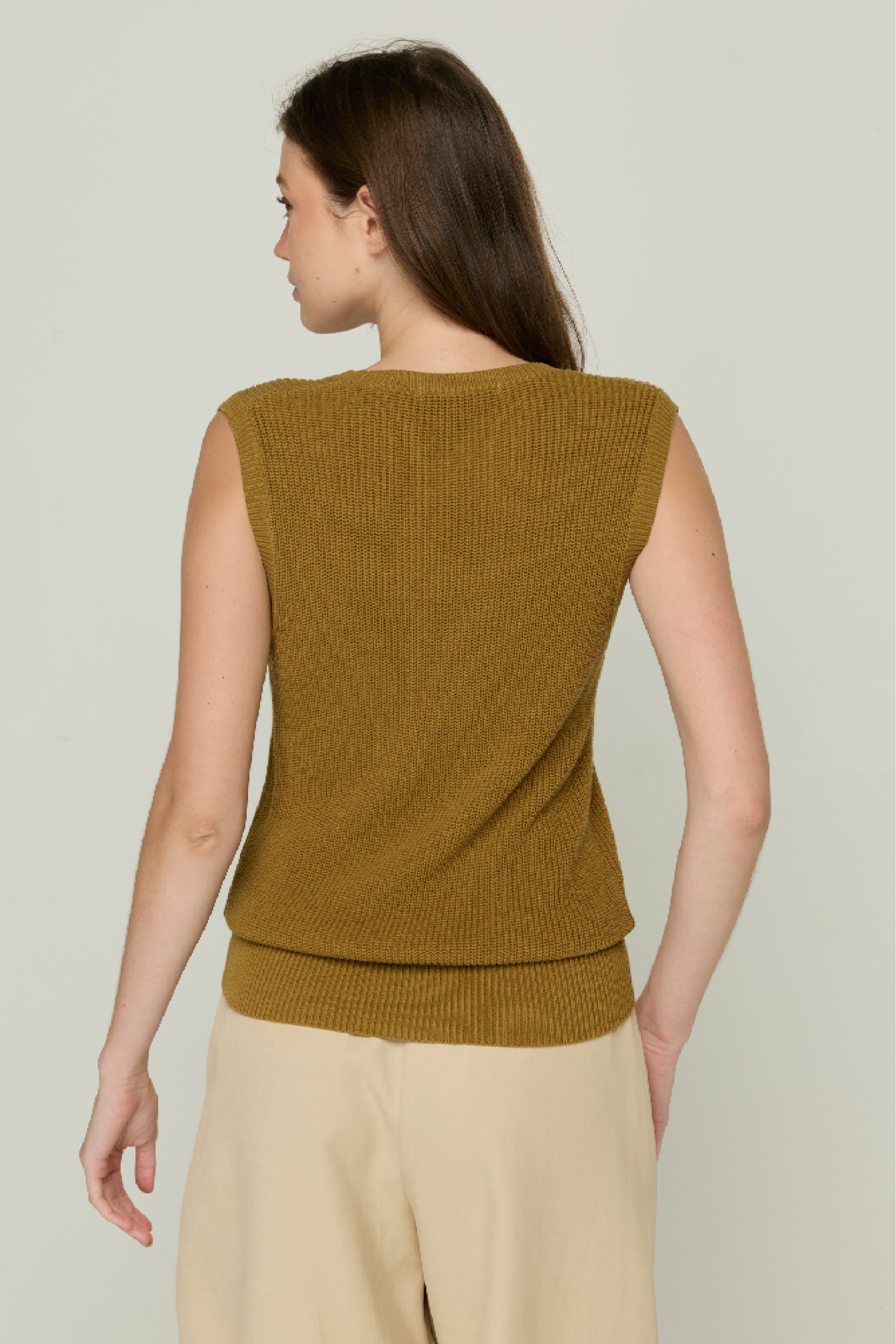 LOOSE CREW NECK SLEEVELESS KNIT SWEATER TOP