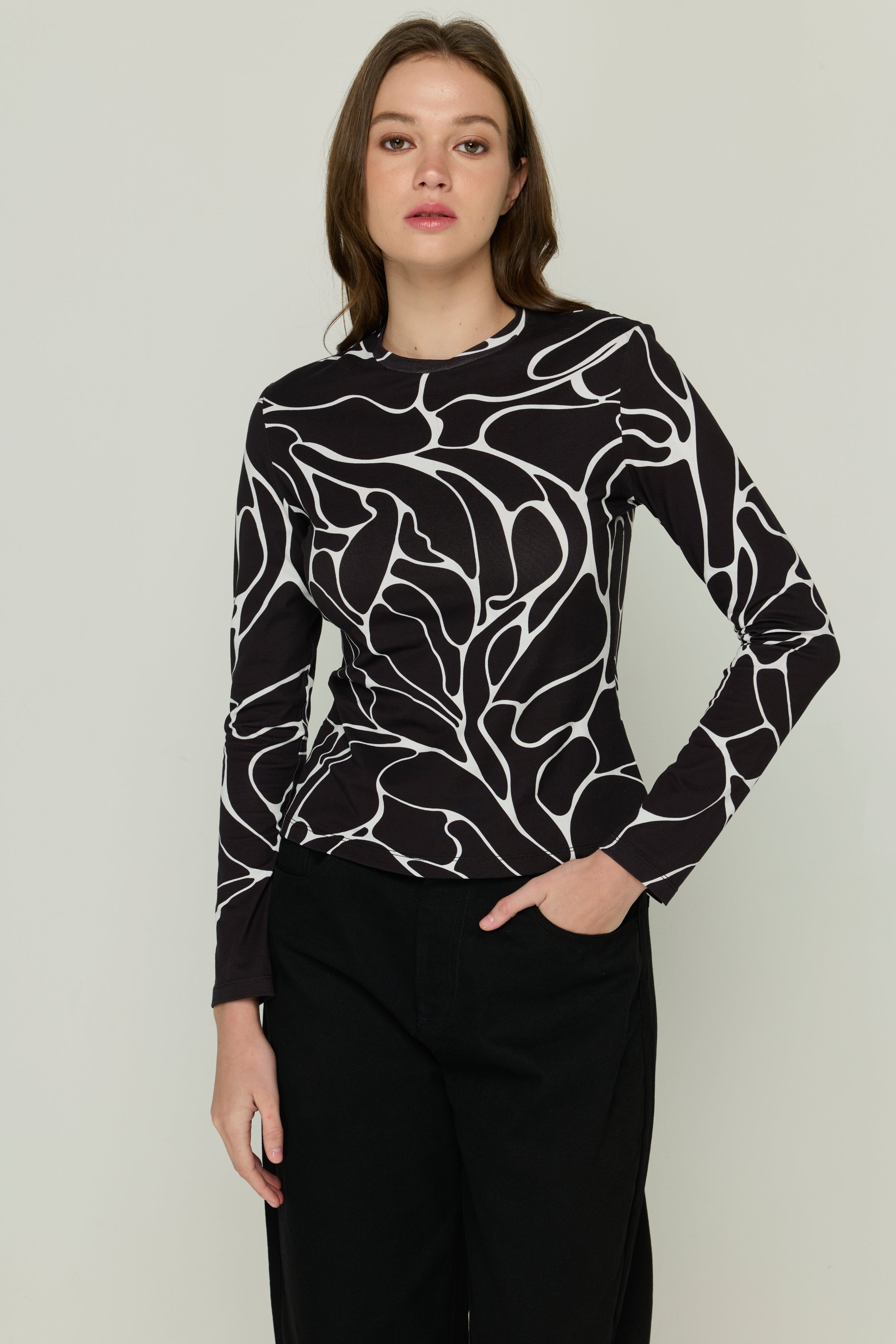 KNIT CREW NECK LONG SLEEVE