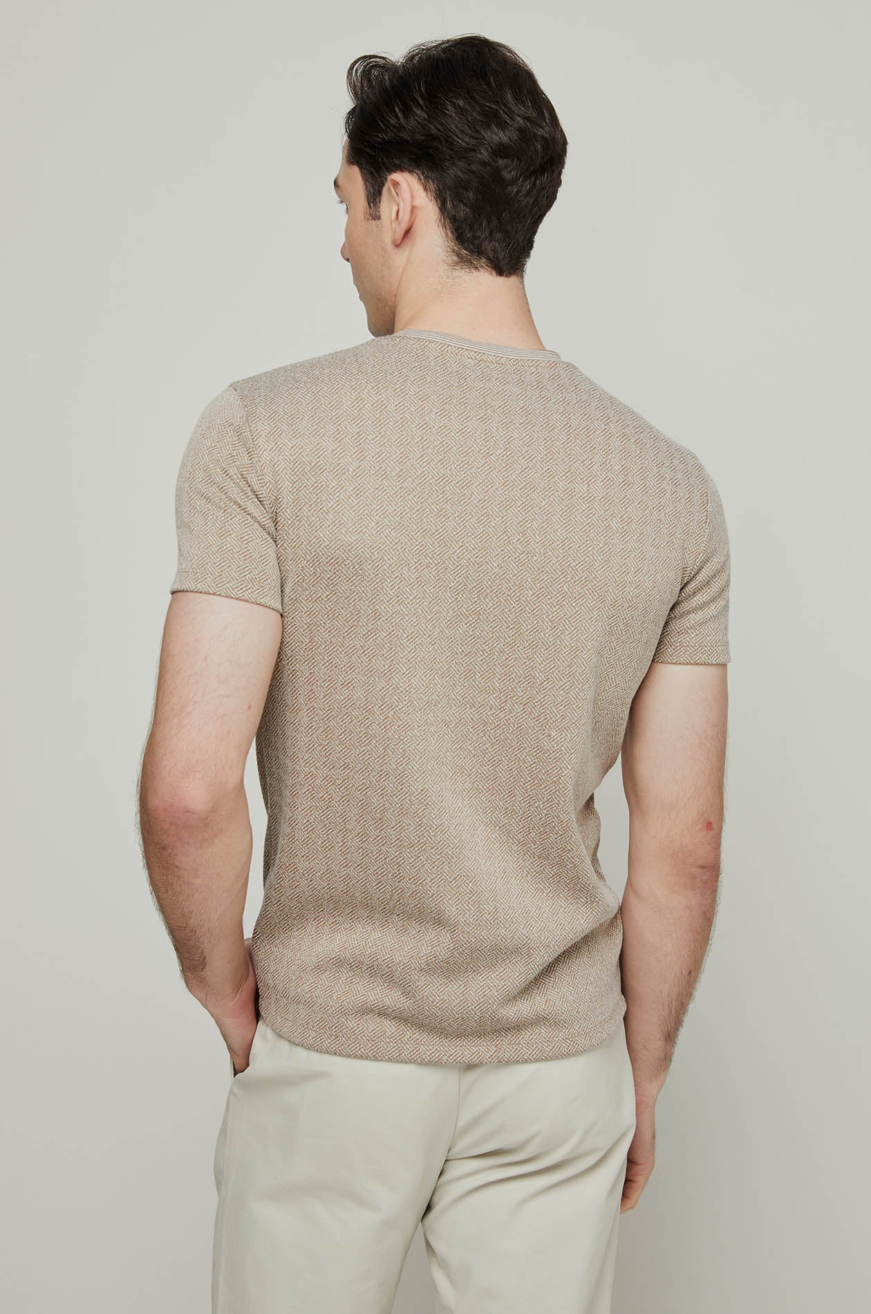 TEXTURED JACQUARD KNITTED TEE