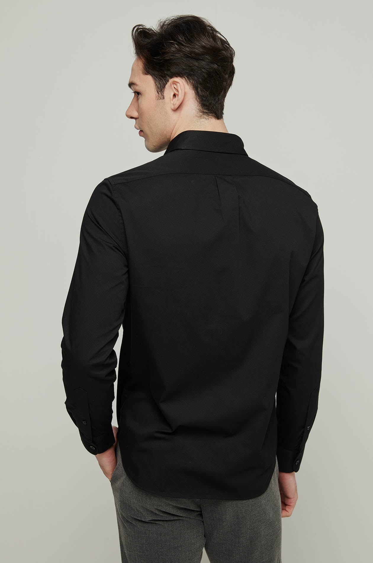 DIAGONAL TEXTURED LONG SLEEVE SHIRT