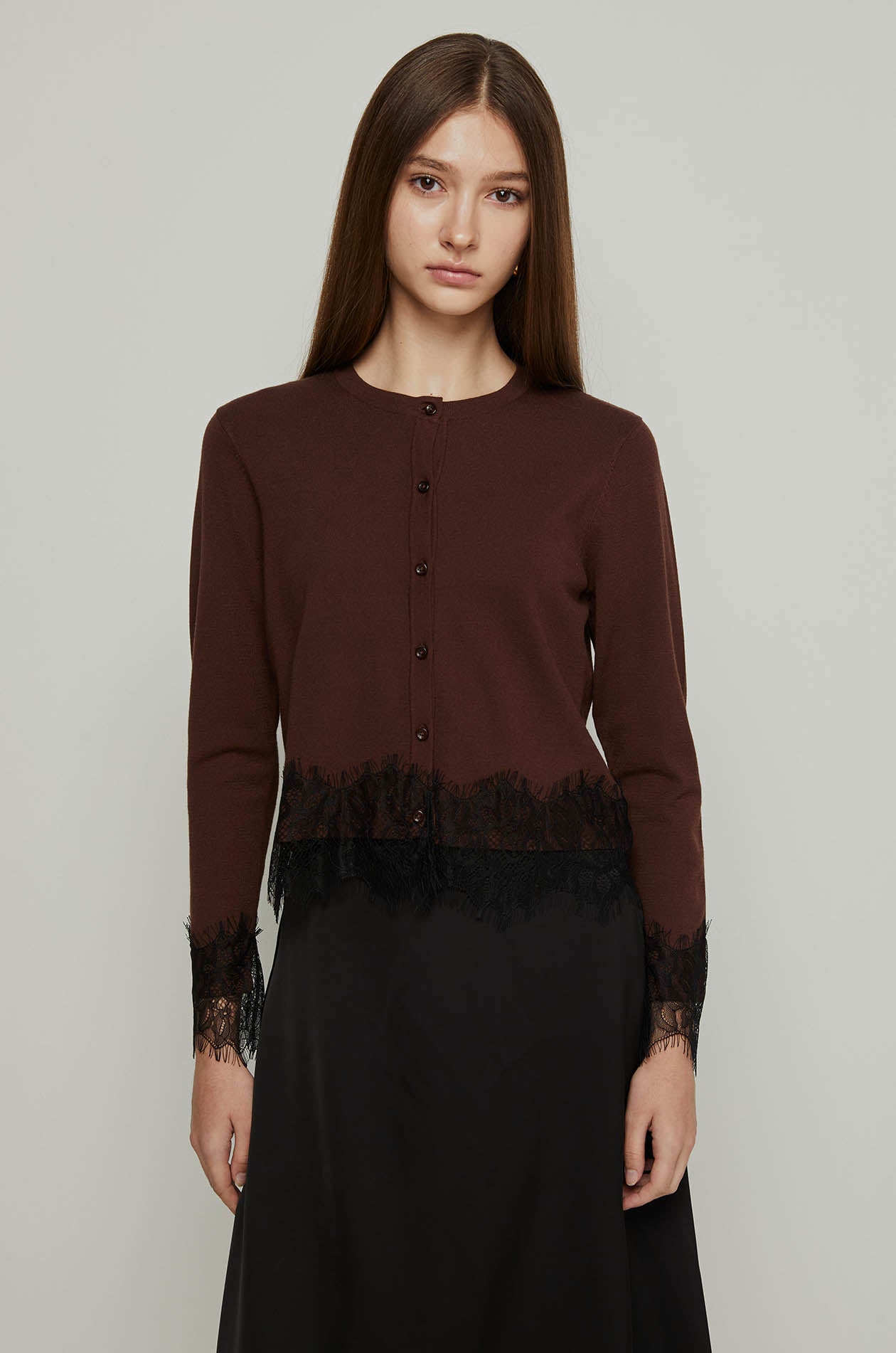 CROPPED CARDIGAN WITH LACE HEM