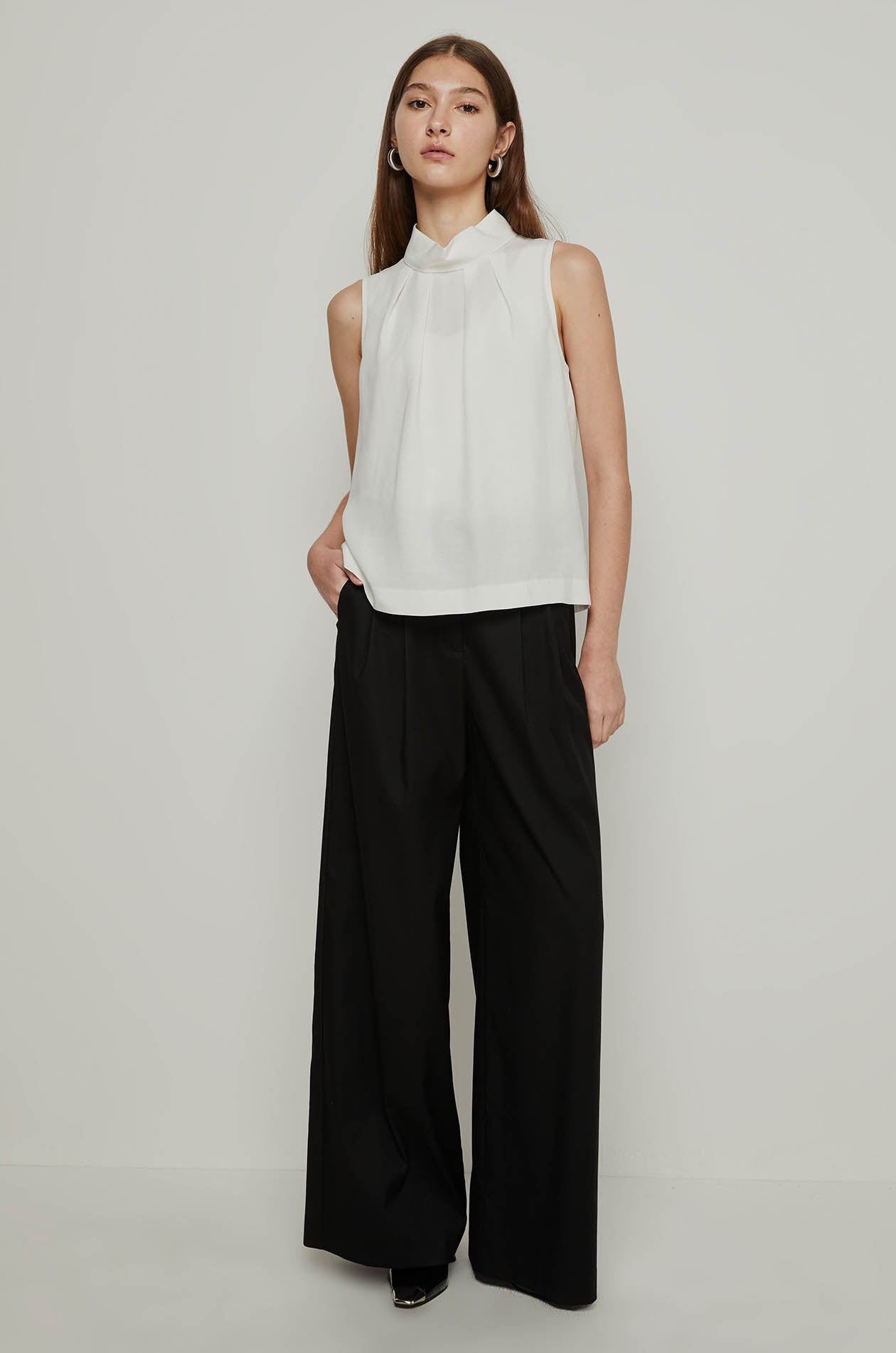 PLEATED MOCK NECK BLOUSE