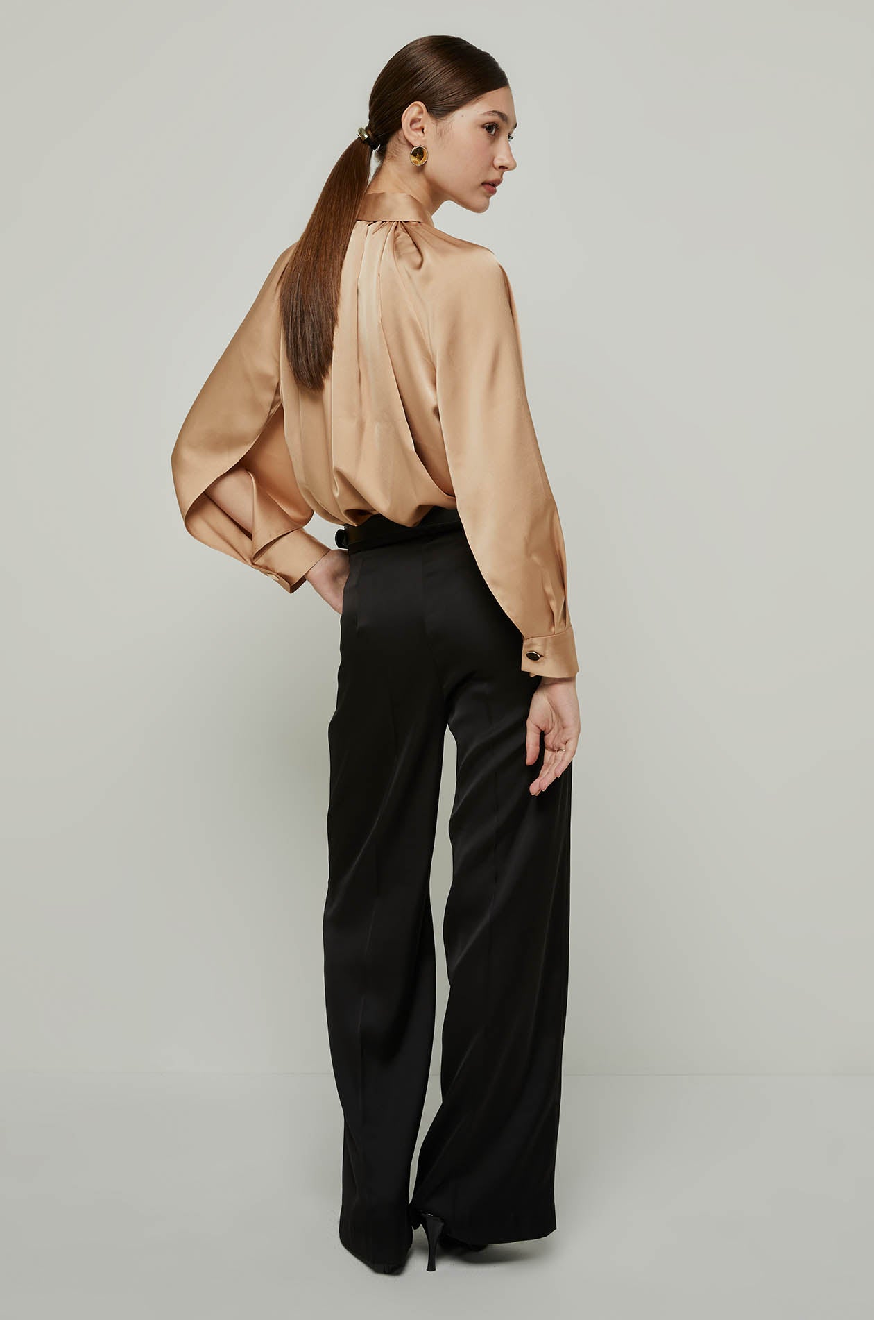 LONG SLEEVE SATIN BLOUSE