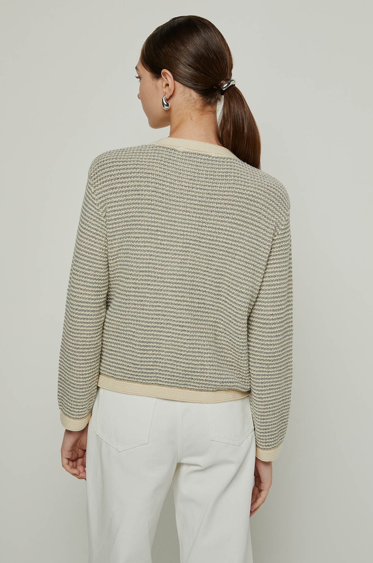 BUTTON-UP KNITTED CARDIGAN