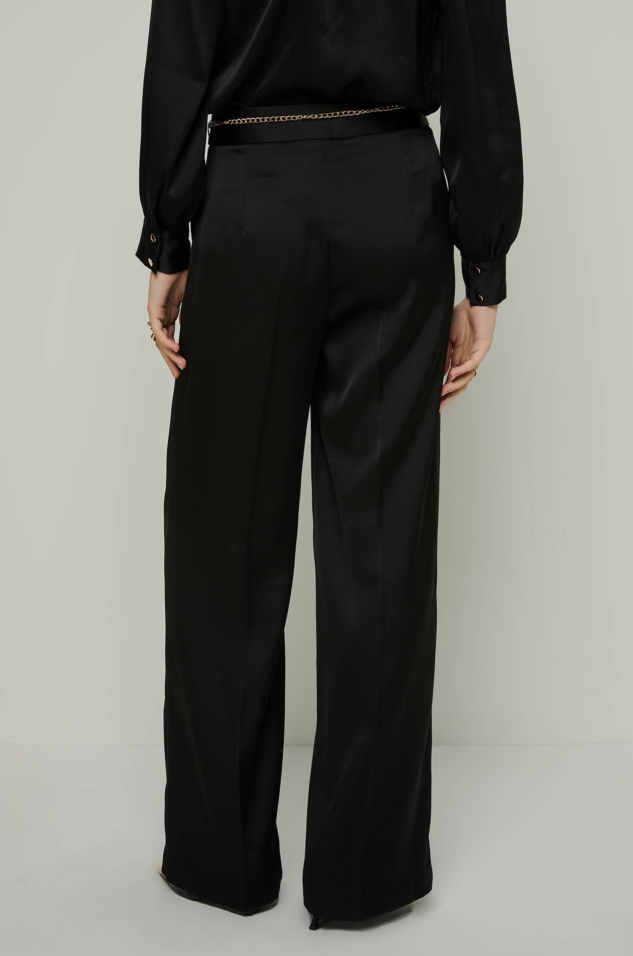 TIE-WAIST WIDE LEG PANTS