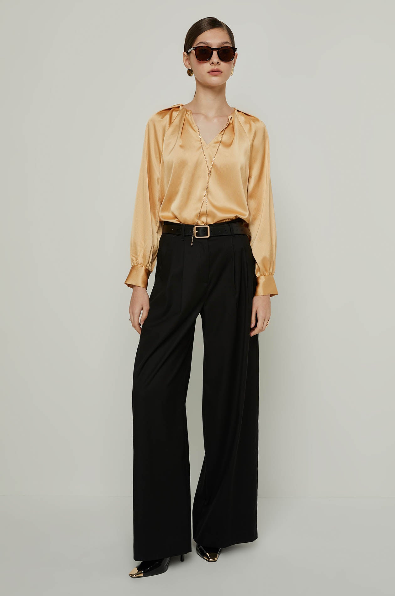 LONG SLEEVE TIE BLOUSE